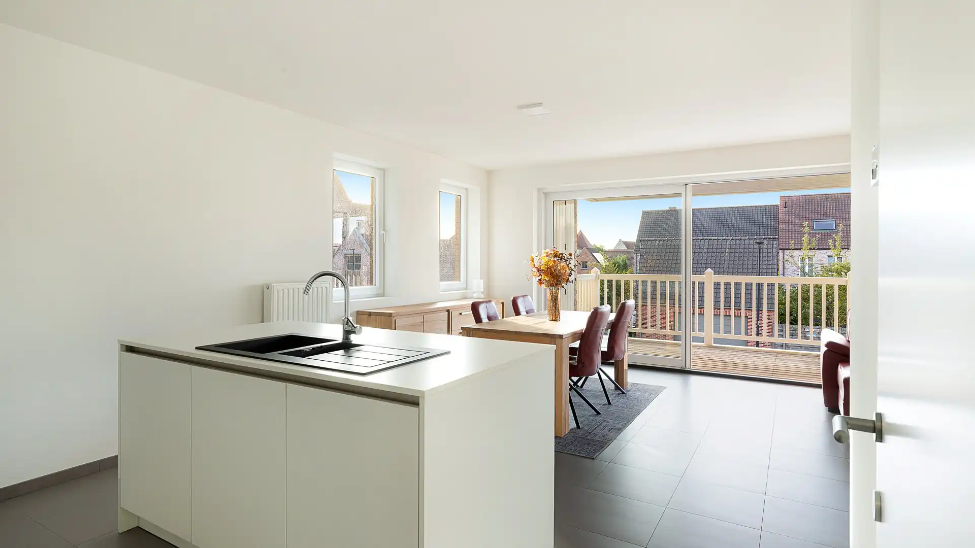 Appartement met 100 m² woonoppervlakte exclusief groot zonneterras foto 3
