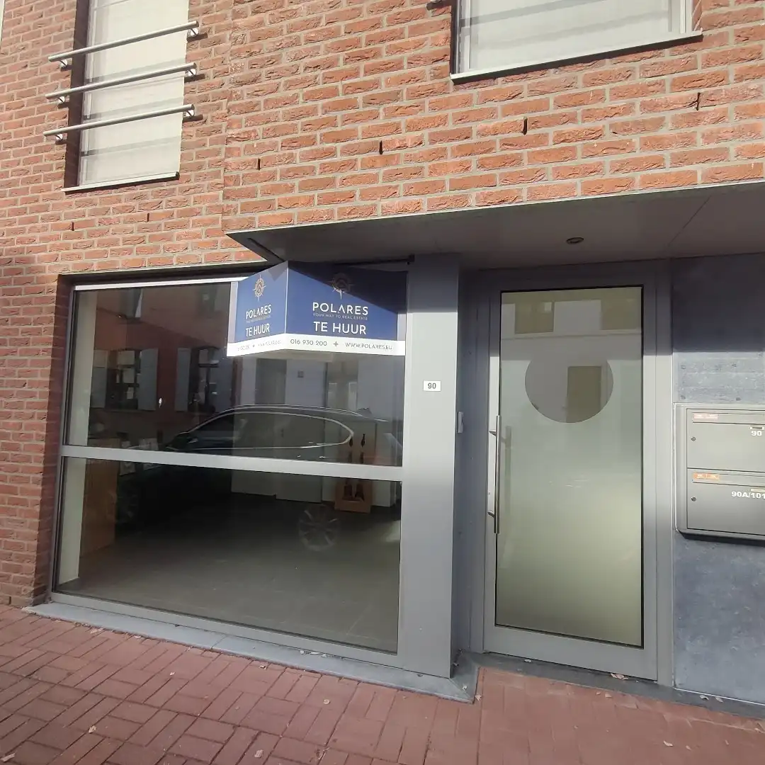 Handelspand of kantoorruimte in het centrum van Herent foto {{pictureIndex}}
