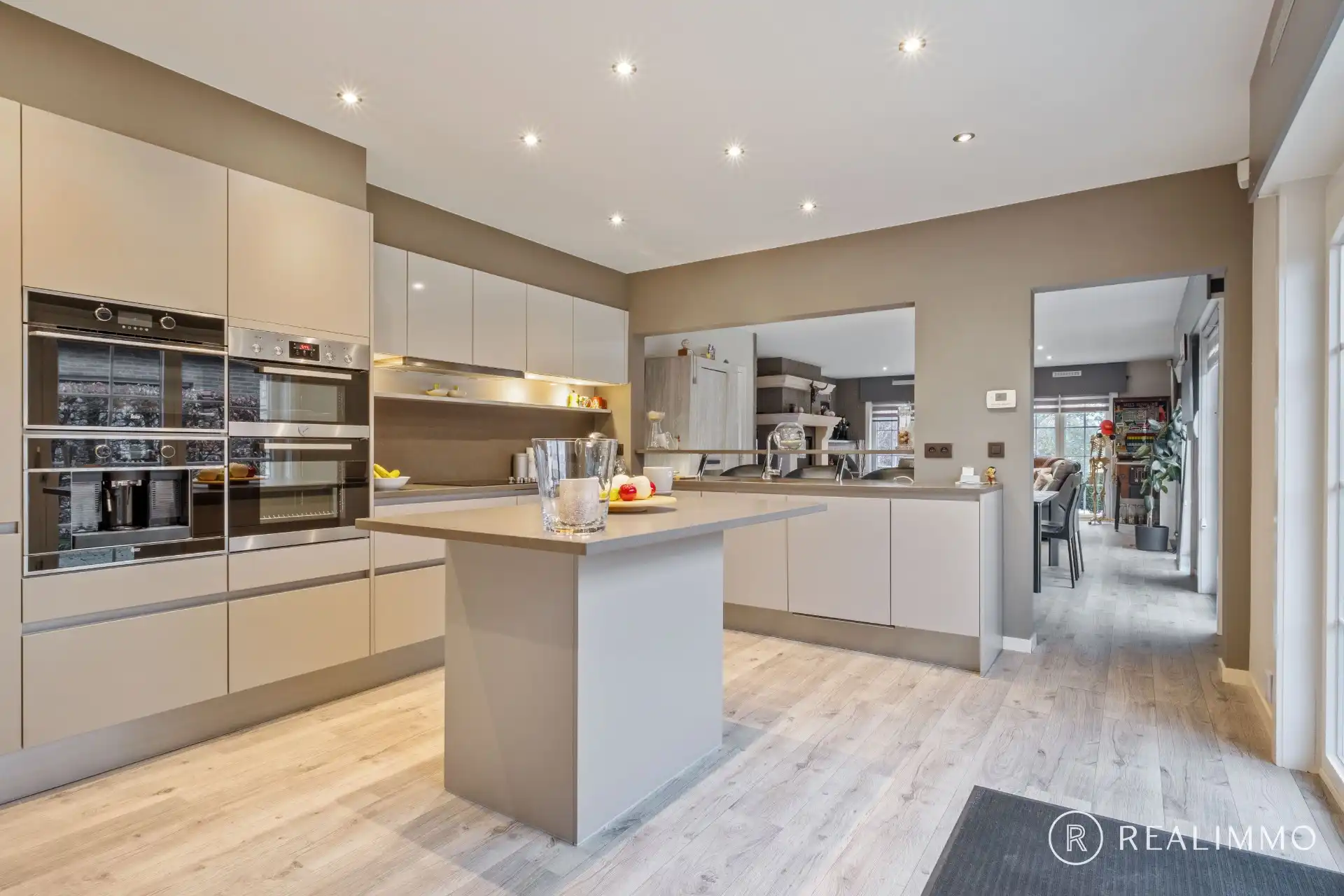 Pure luxe en ruimte op topligging in Waregem foto 6