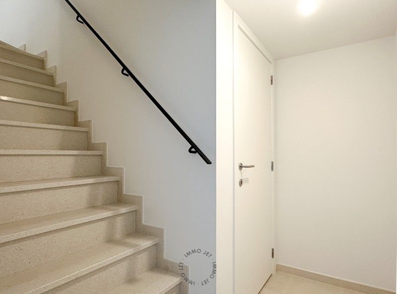 Prachtig gelegen nieuwbouw duplexappartement met drie slaapkamers, groot terras en autostaanplaats foto 12