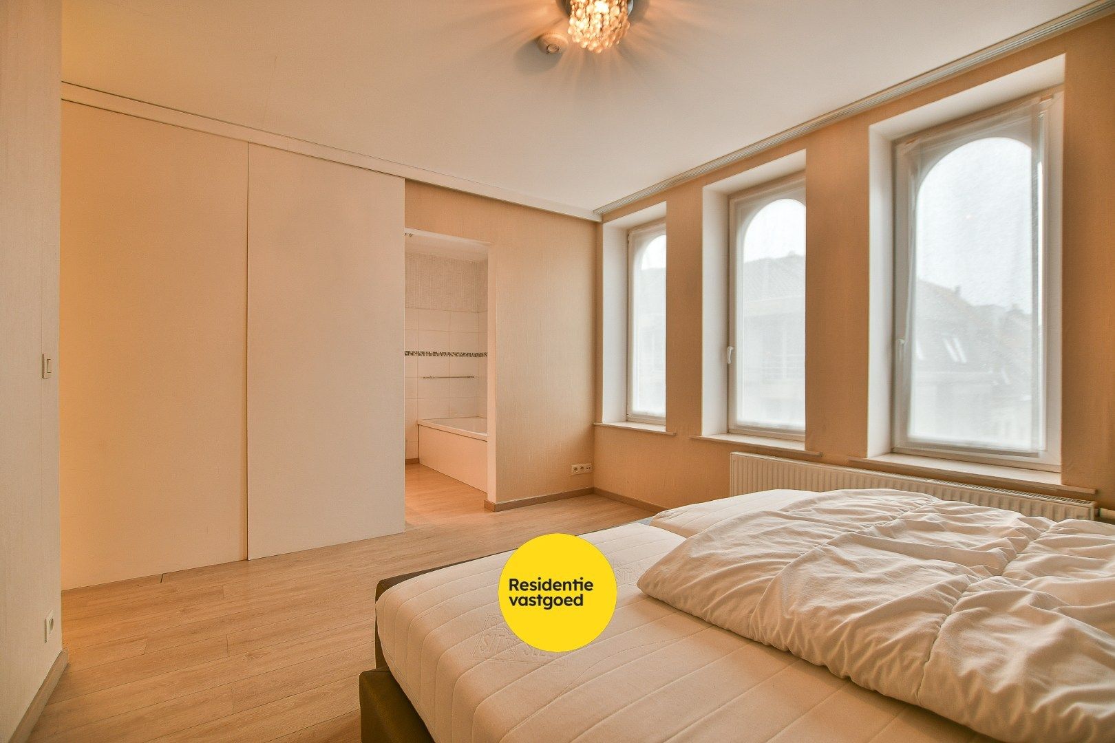 Comfortabel triplexappartement met 3 slaapkamers en terras in hartje Blankenberge foto 22