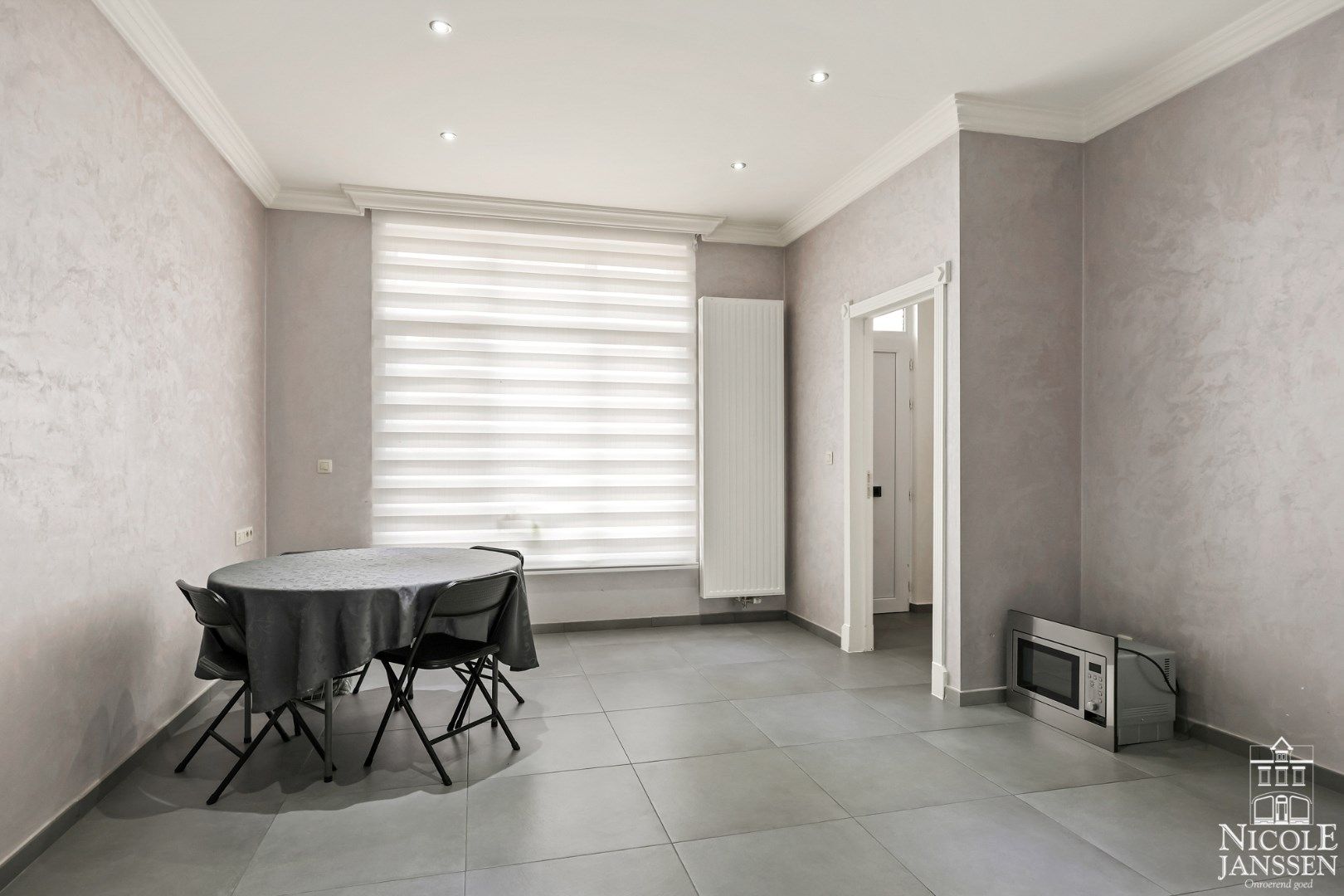 Gerenoveerde gezinswoning  foto 13