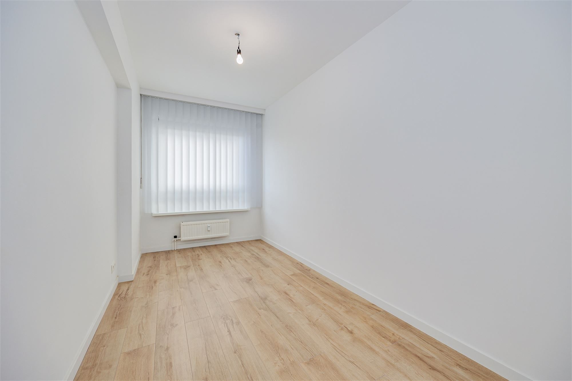 Gerenoveerd appartement met 2 slaapkamers en terras foto 10