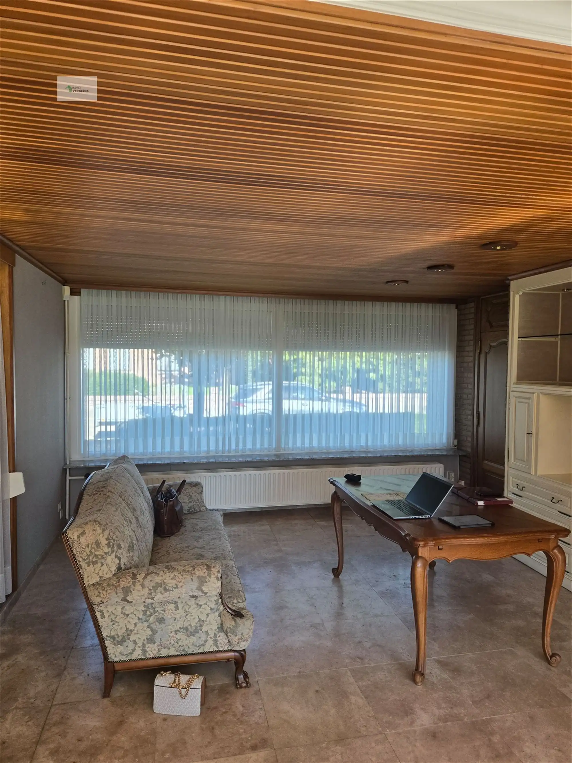 Ruime woning met 4 slaapkamers op 914 m² te Bale foto 3