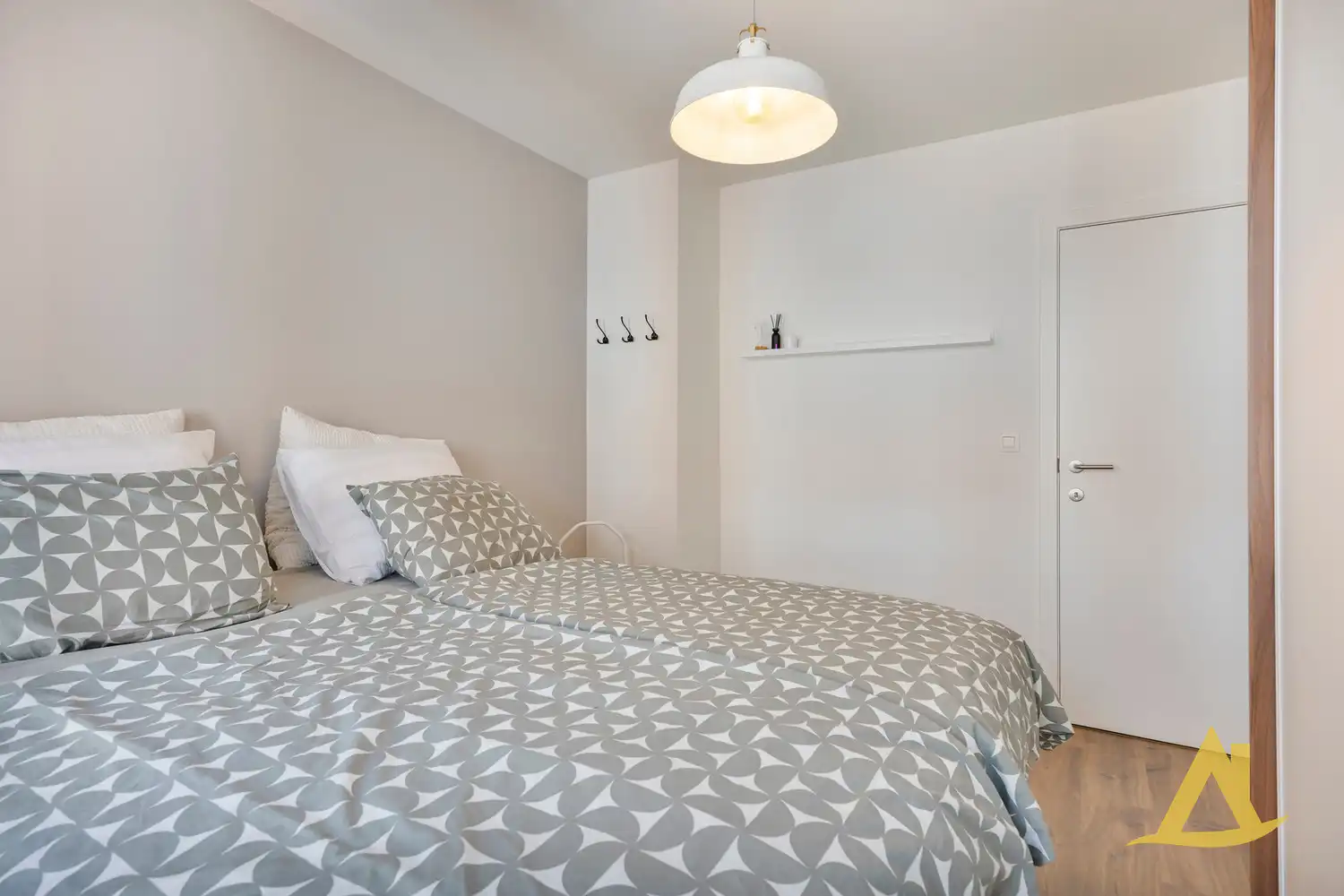 ENERGIEZUINIG APPARTEMENT MET AUTOSTAANPLAATS TE DIEST! foto 17