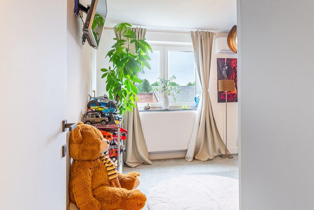 Charmante gerenoveerde woning op toplocatie in Neerharen (Lanaken) foto 27