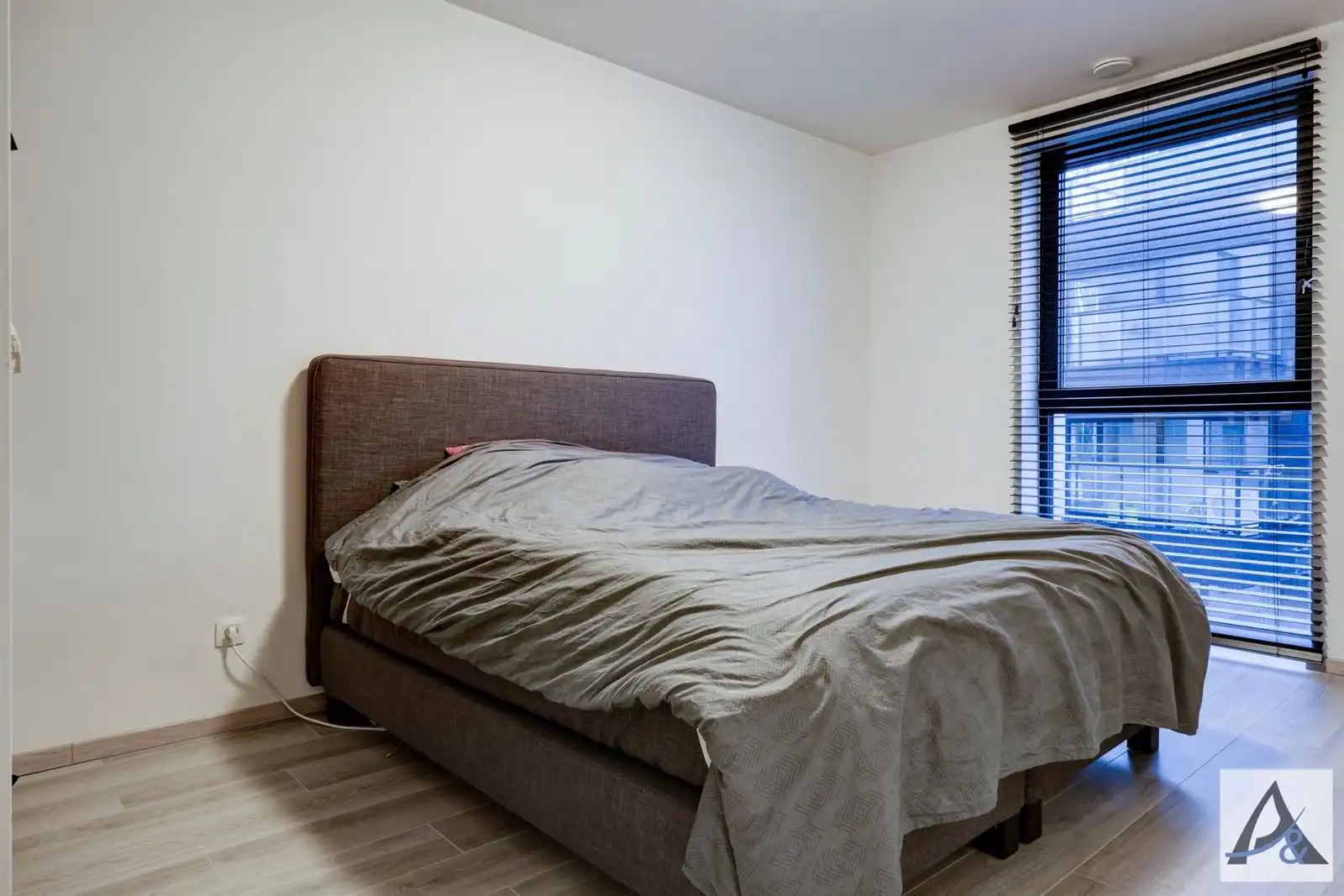 Modern en instapklaar appartement met 2 slaapkamers en zuidgericht terras foto 15