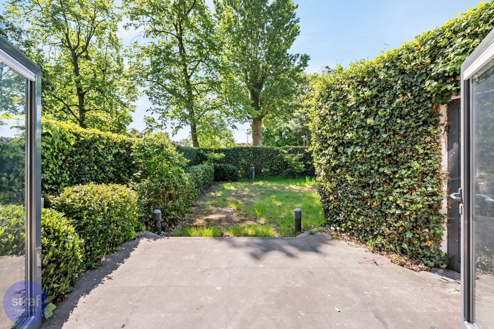 Ruim (en ook groot) huis op Linkeroever&nbsp;met praktijkruimte/ studio foto 4