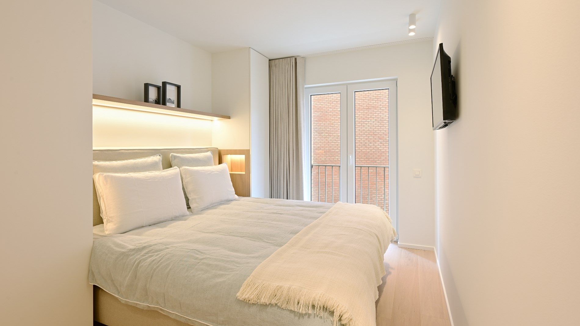 Luxueus afgewerkt appartement met zuid-westen oriëntatie gelegen vlakbij het strand en de Zeedijk. foto 15