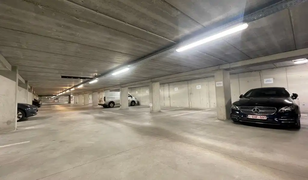 Duurzame kantoren te huur aan het station Antwerpen-Centraal foto 23