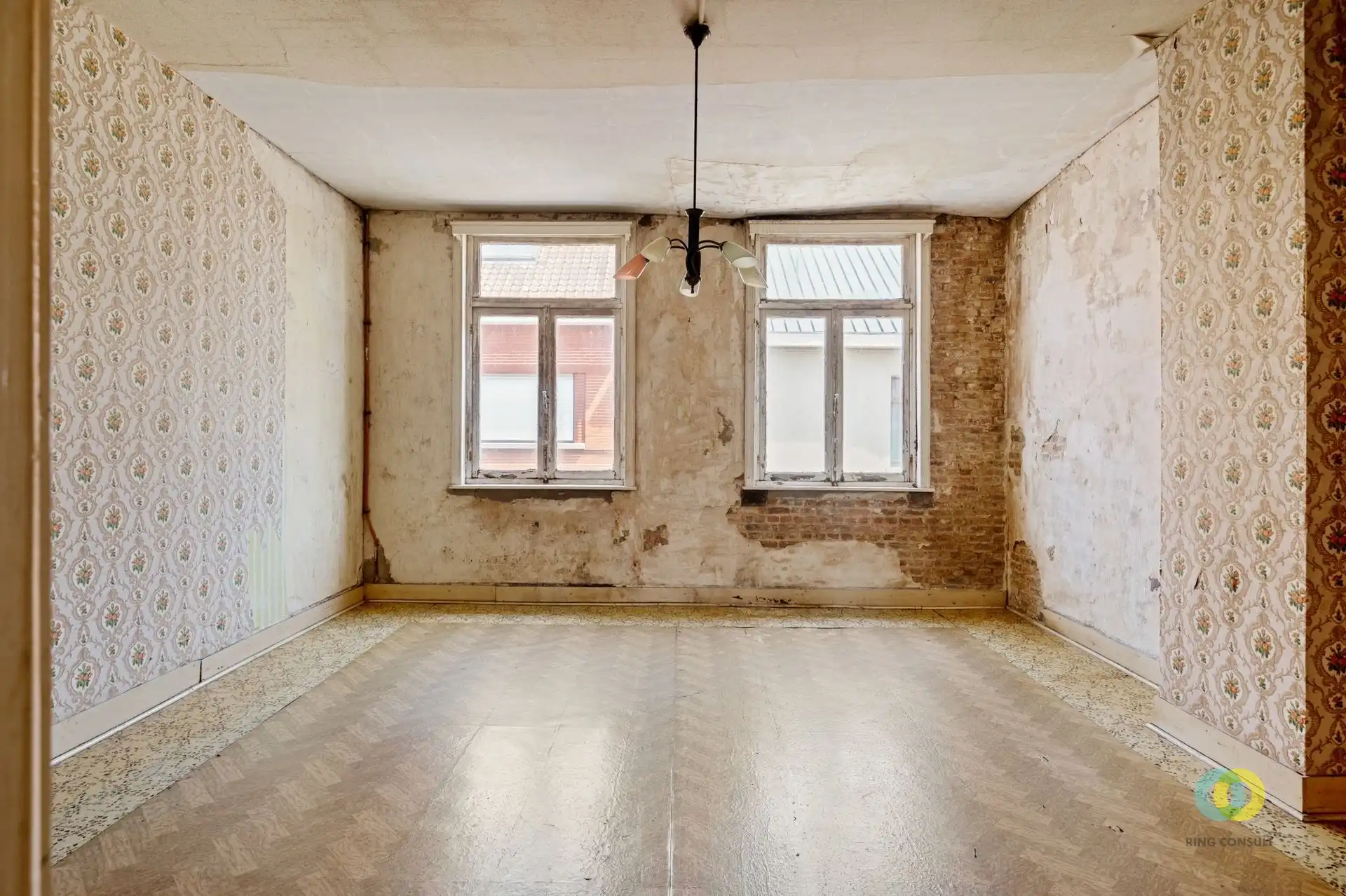 Woning met veel renovatie potentieel  foto 10