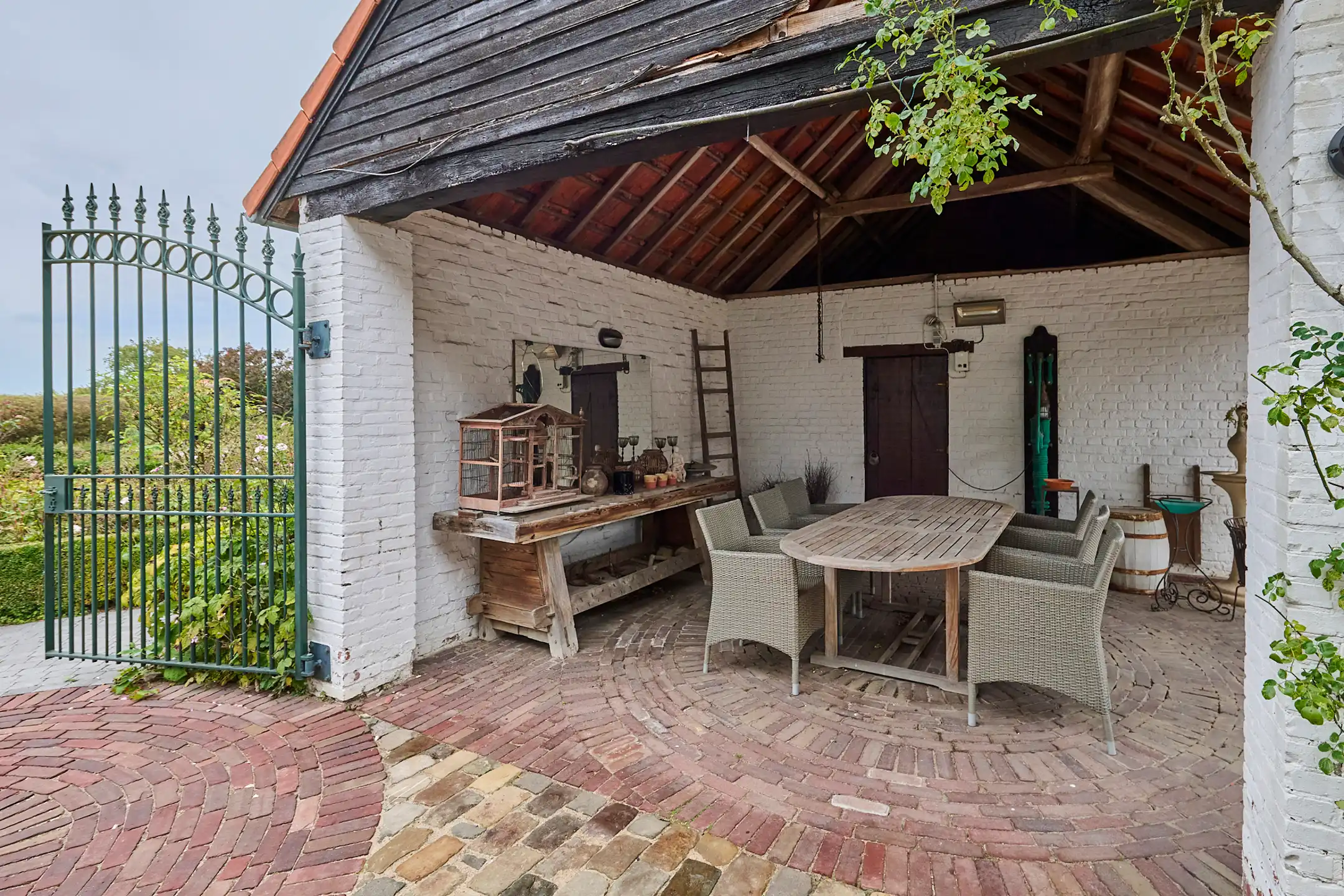 Prachtige vierkantshoeve met binnenkoer op een uitgestrekt perceel van 1ha 43 a 15 ca foto 14