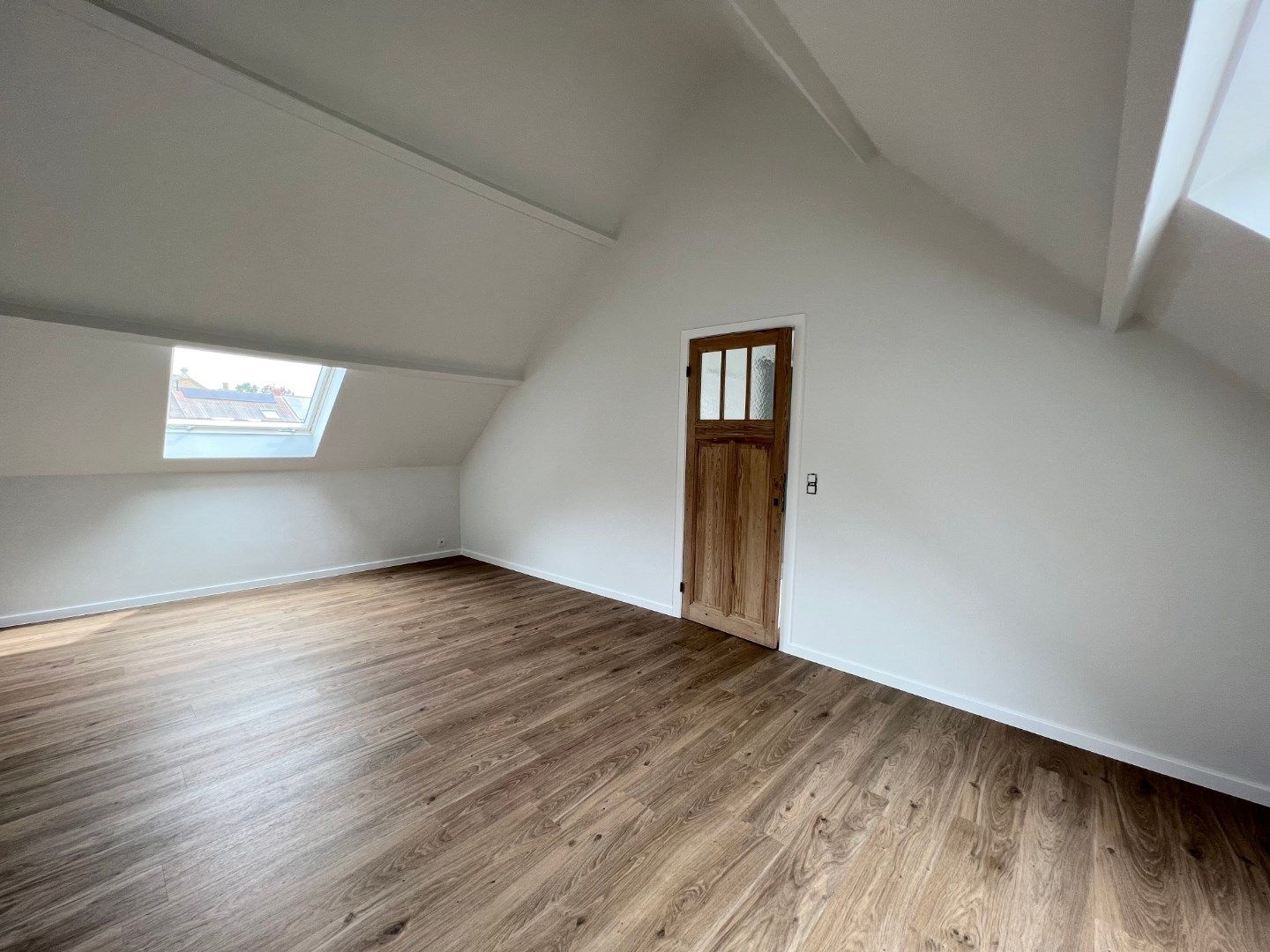 GERENOVEERD DUPLEX APPARTEMENT MET 1 SLAAPKAMER IN HET CENTRUM VAN IEPER foto 9