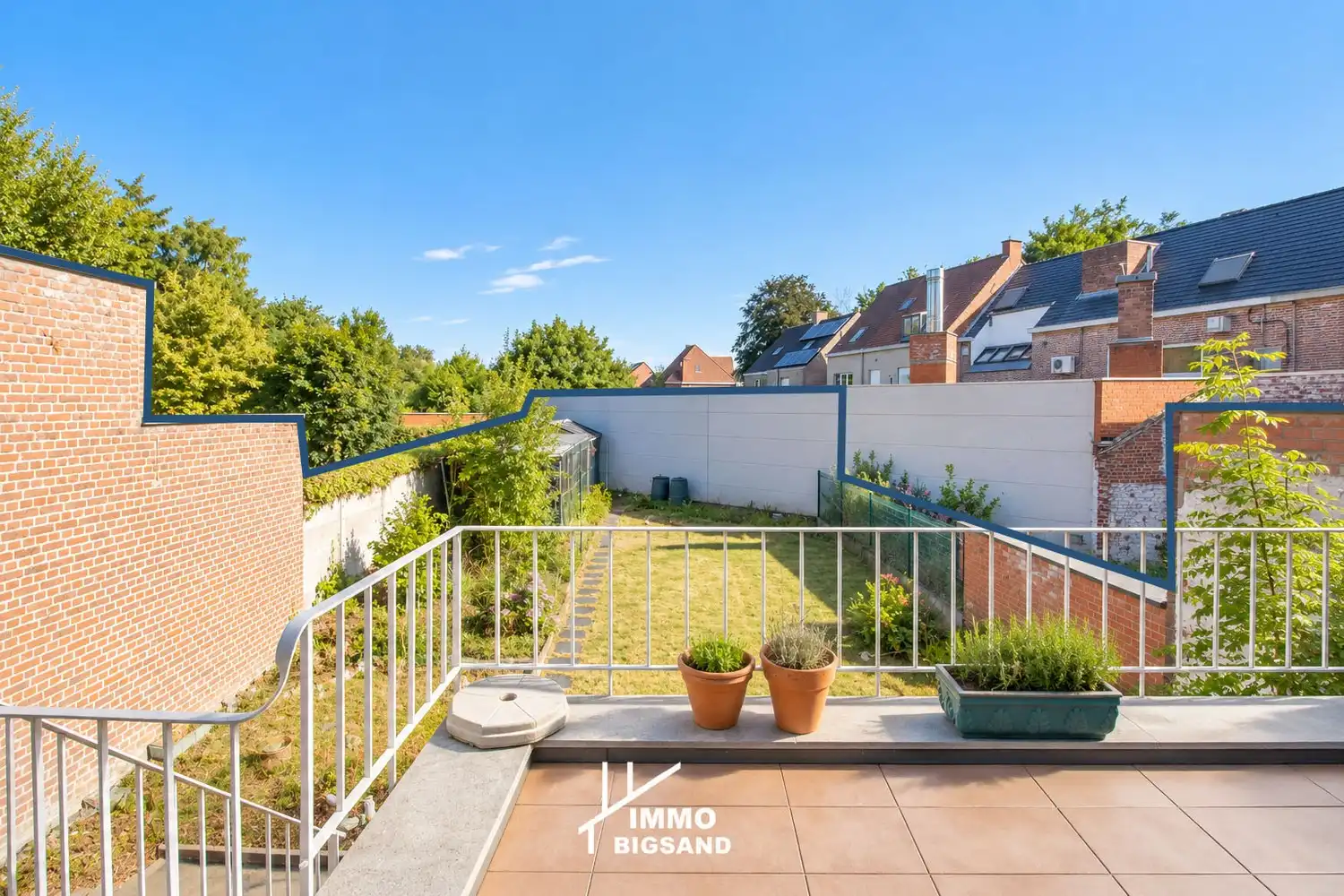 Een ruime gezinswoning (voorheen twee woningen) met 3 slaapkamers en garage met ruime tuin foto 23