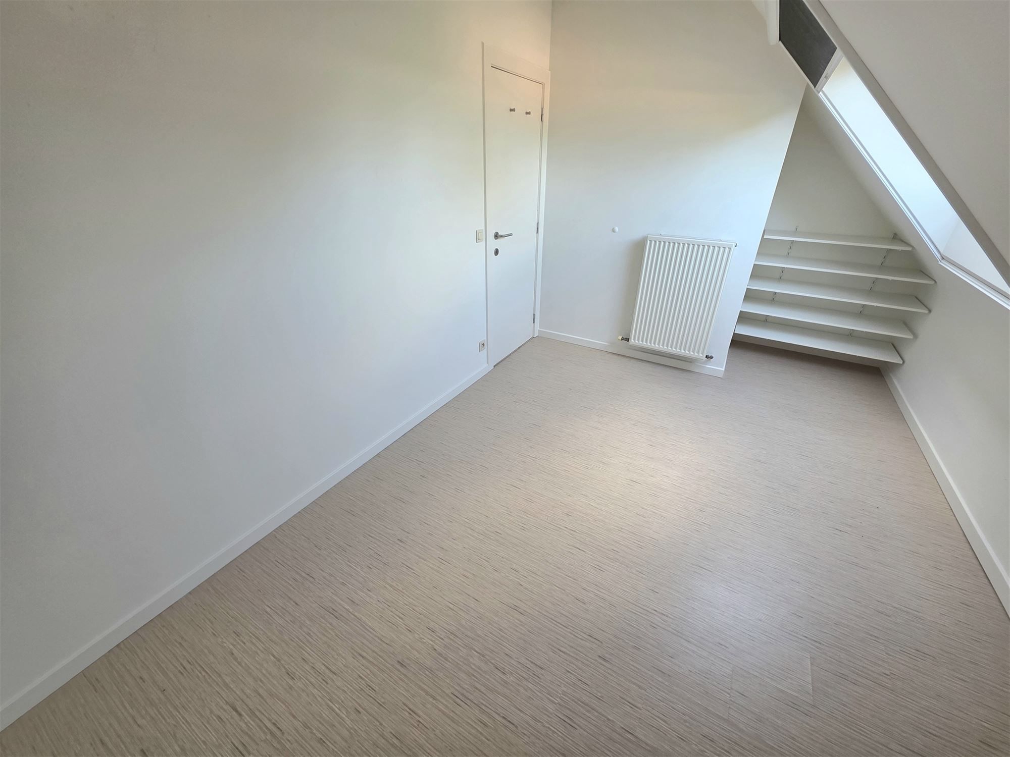 Instapklare duplex, 110 m2 met 2 slaapk, dakterras en garage foto 12