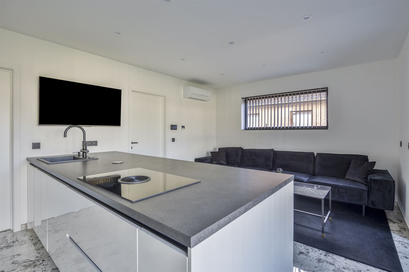 TE KOOP: Vrijstaande nieuwbouwwoning met 4-5 slaapkamers! foto 10