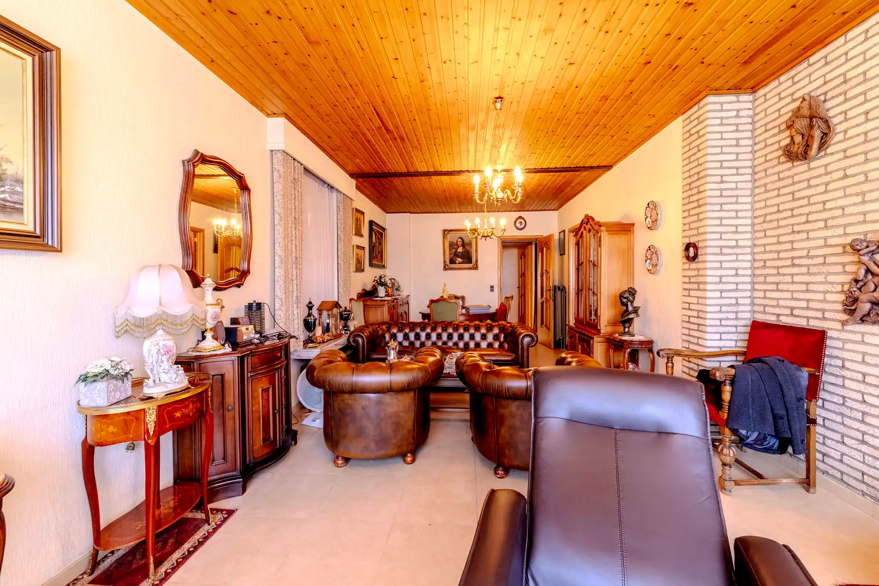 Te renoveren woning met 4 slaapkamers in Lier foto 14