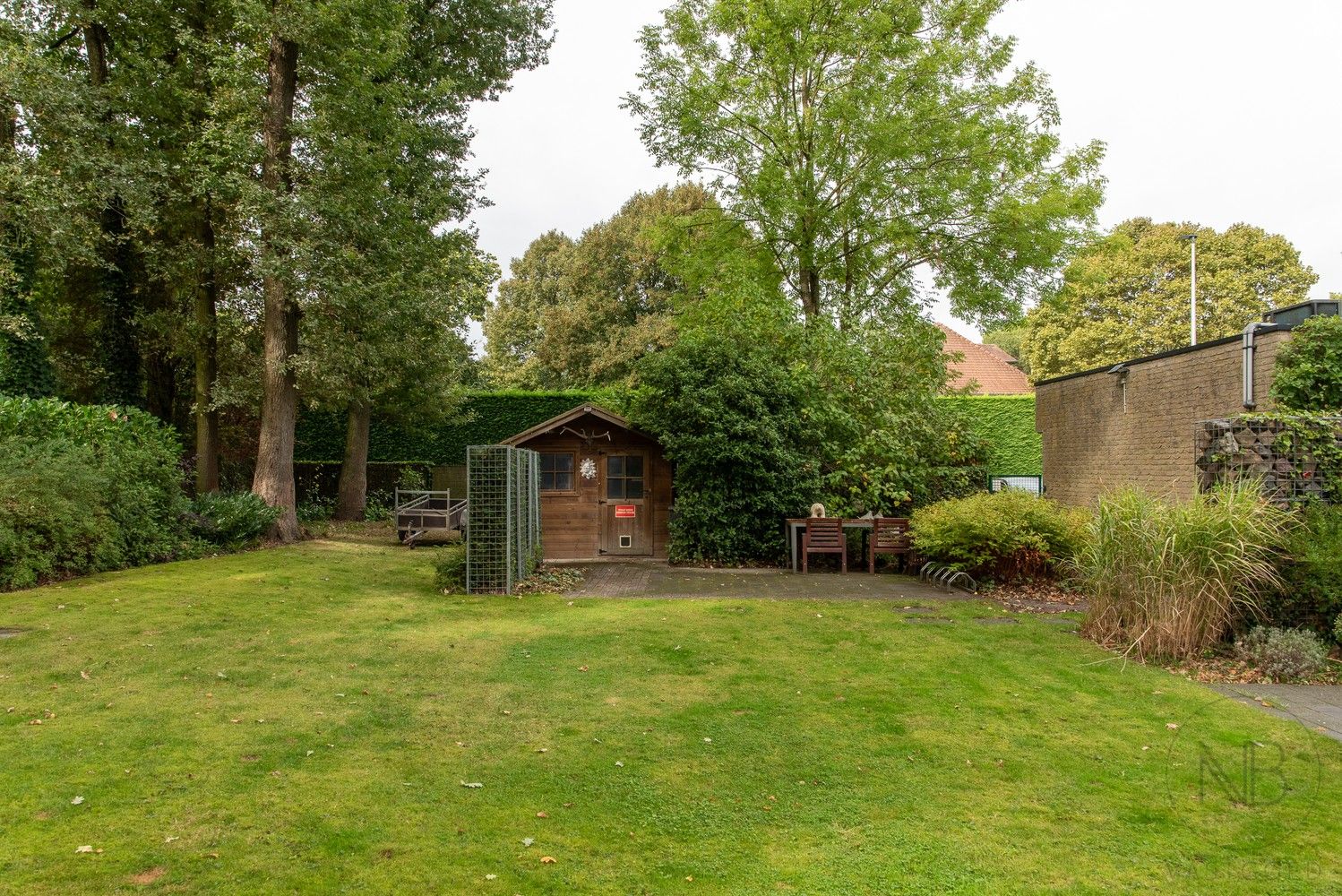 Moderne villa  met zwembad op toplocatie in Genk - instapklaar en future-proof foto 32