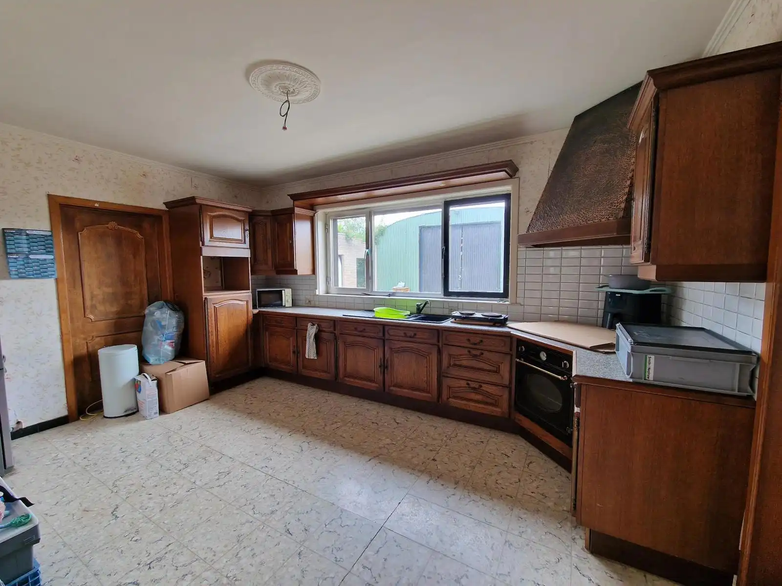 Bungalow 3 slpks met loods en serre op 50 are te Tienen foto 8