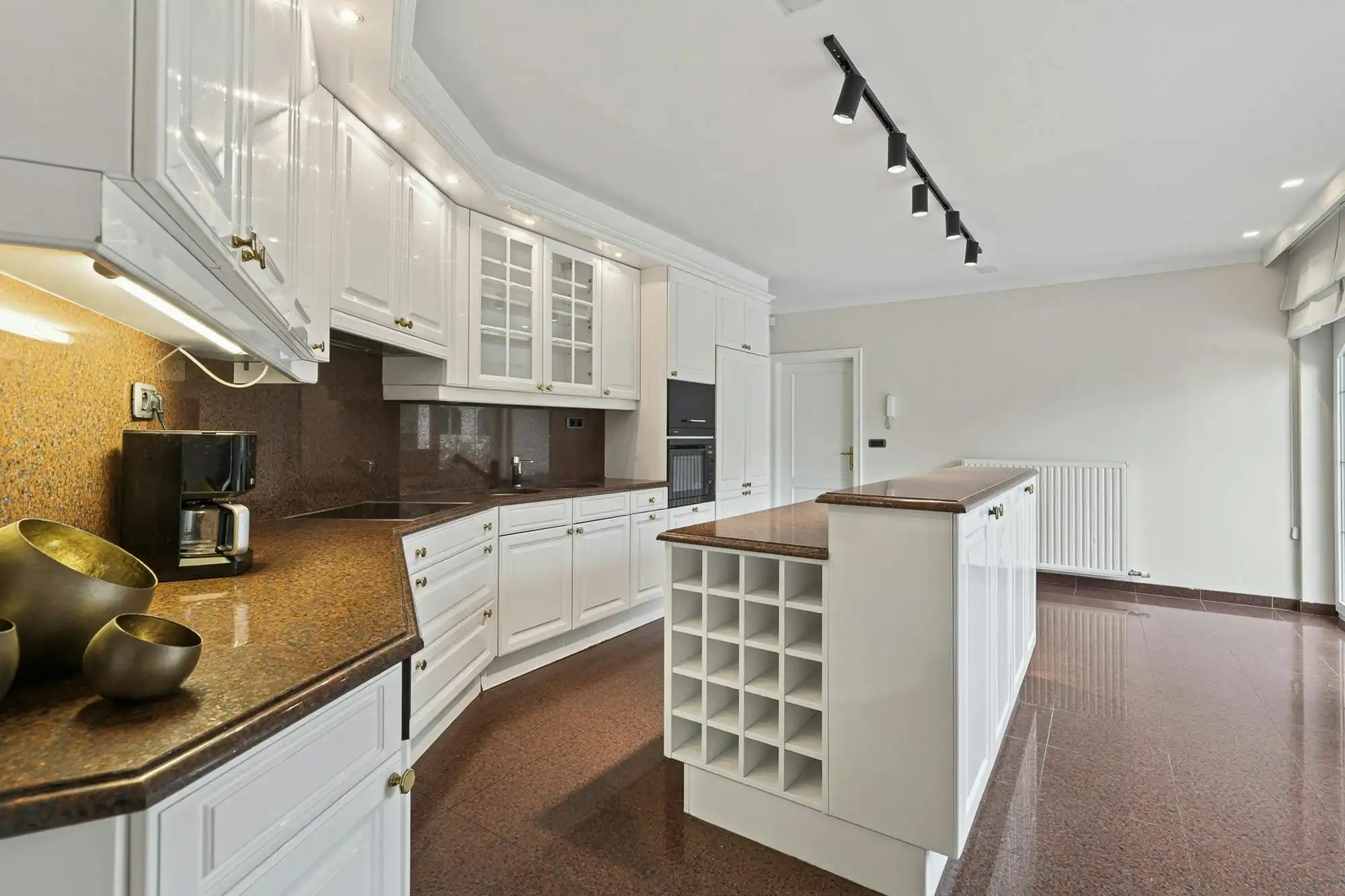 residentieel gelegen villa op 3490 m² te koop in Lichtaart foto 10