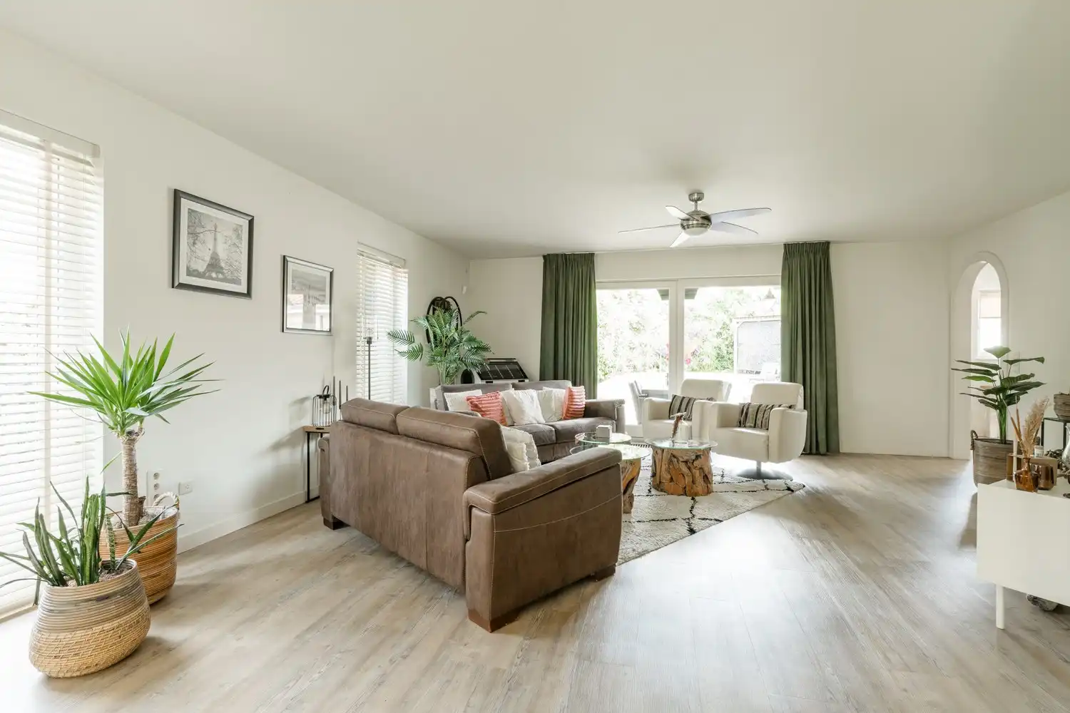 Prachtige woning te koop aan de Marsestraat, Bocholt -met zeer ruime, garage en parkeermogelijkheden in een serene omgeving! foto 10