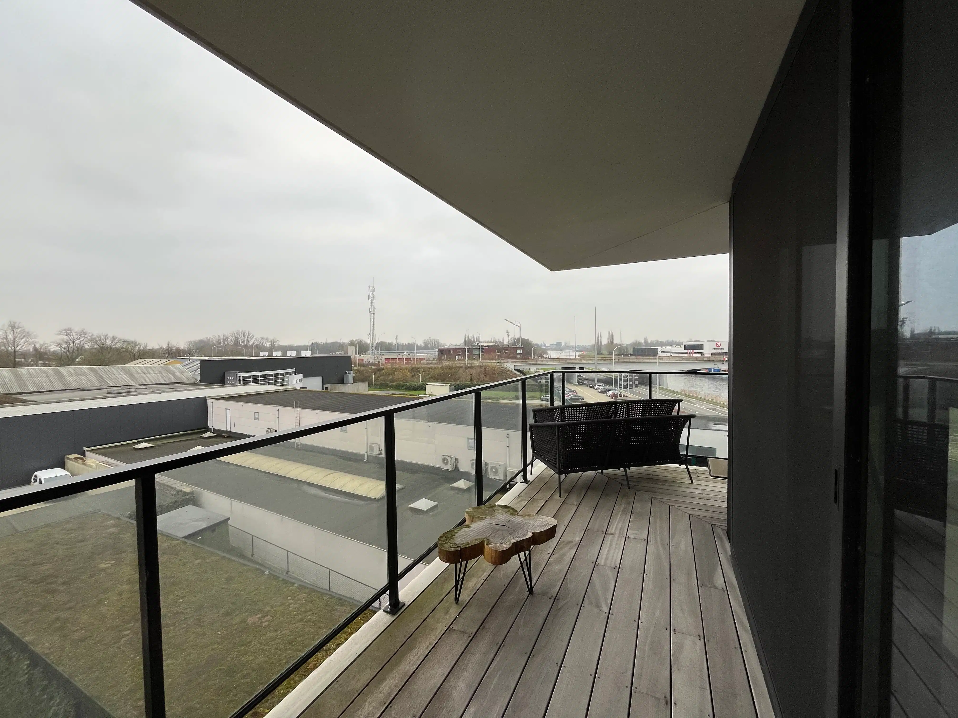 Instapklaar, lichtrijk appartement met zonneterrassen foto 16
