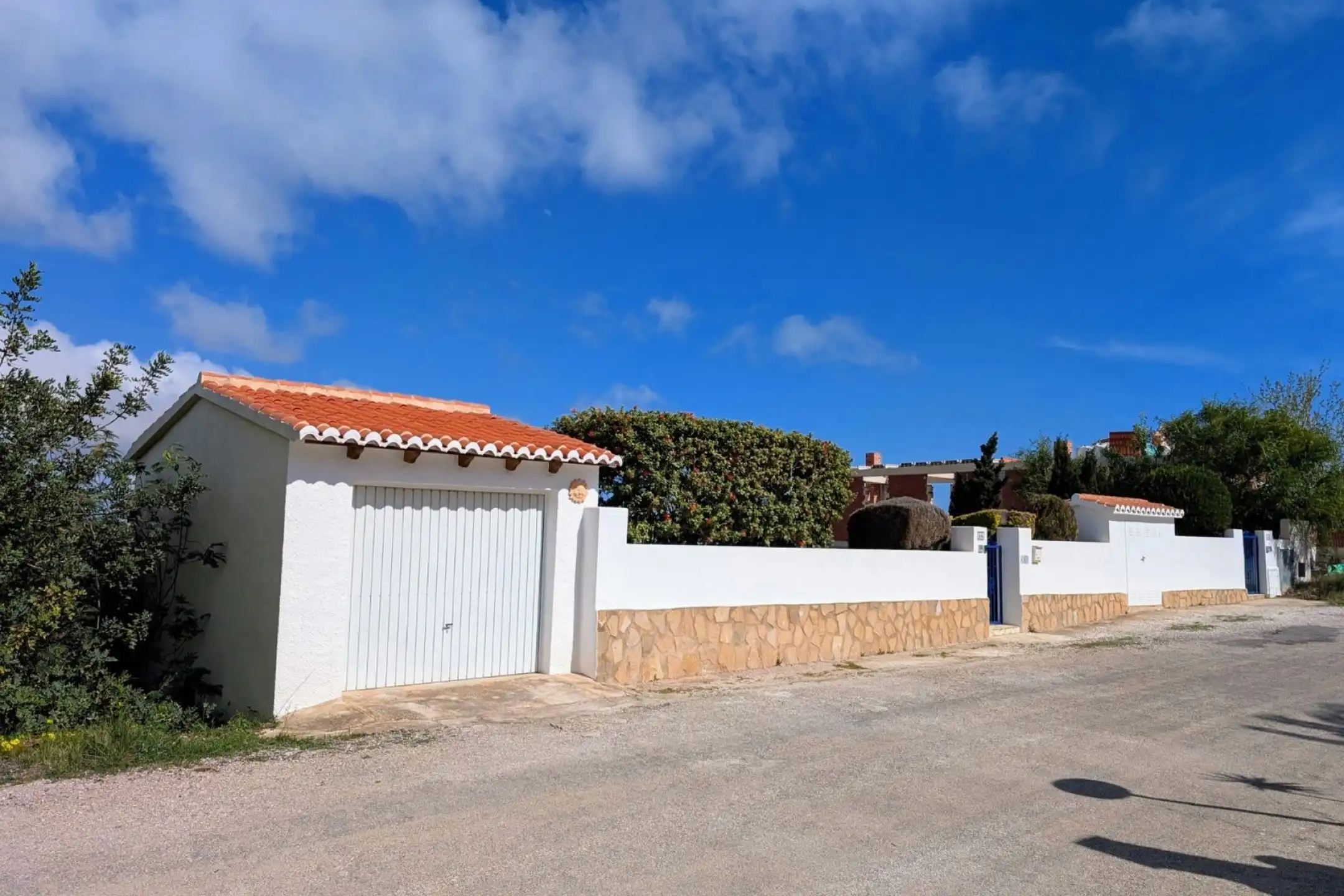 Casalina España stelt te koop villa op Cumbre del Sol  foto 45