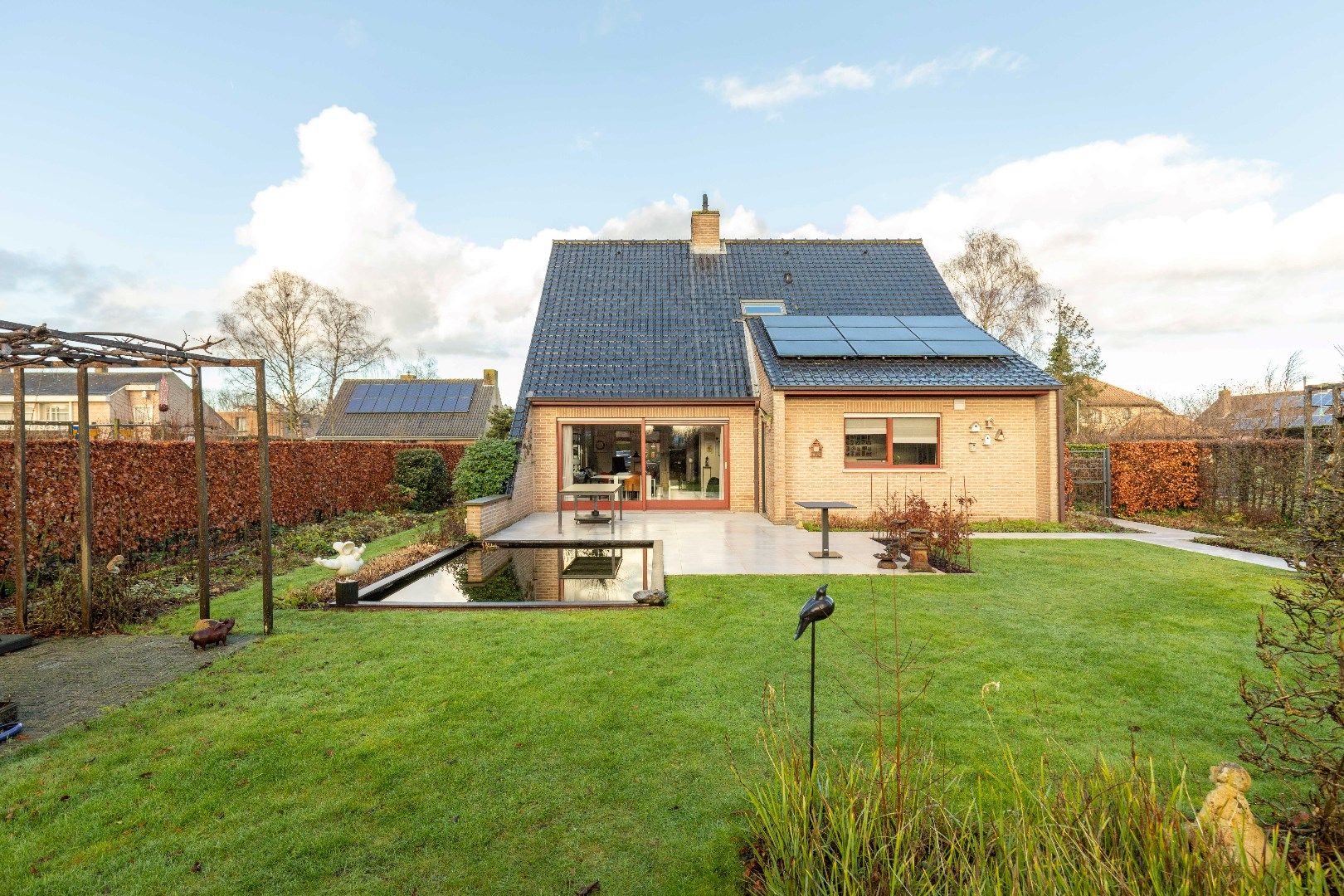 Steeds vernieuwende, energiezuinige villa met garage en zongerichte tuin in residentiële, kindvriendelijke buurt te Sint-Kruis. foto 8