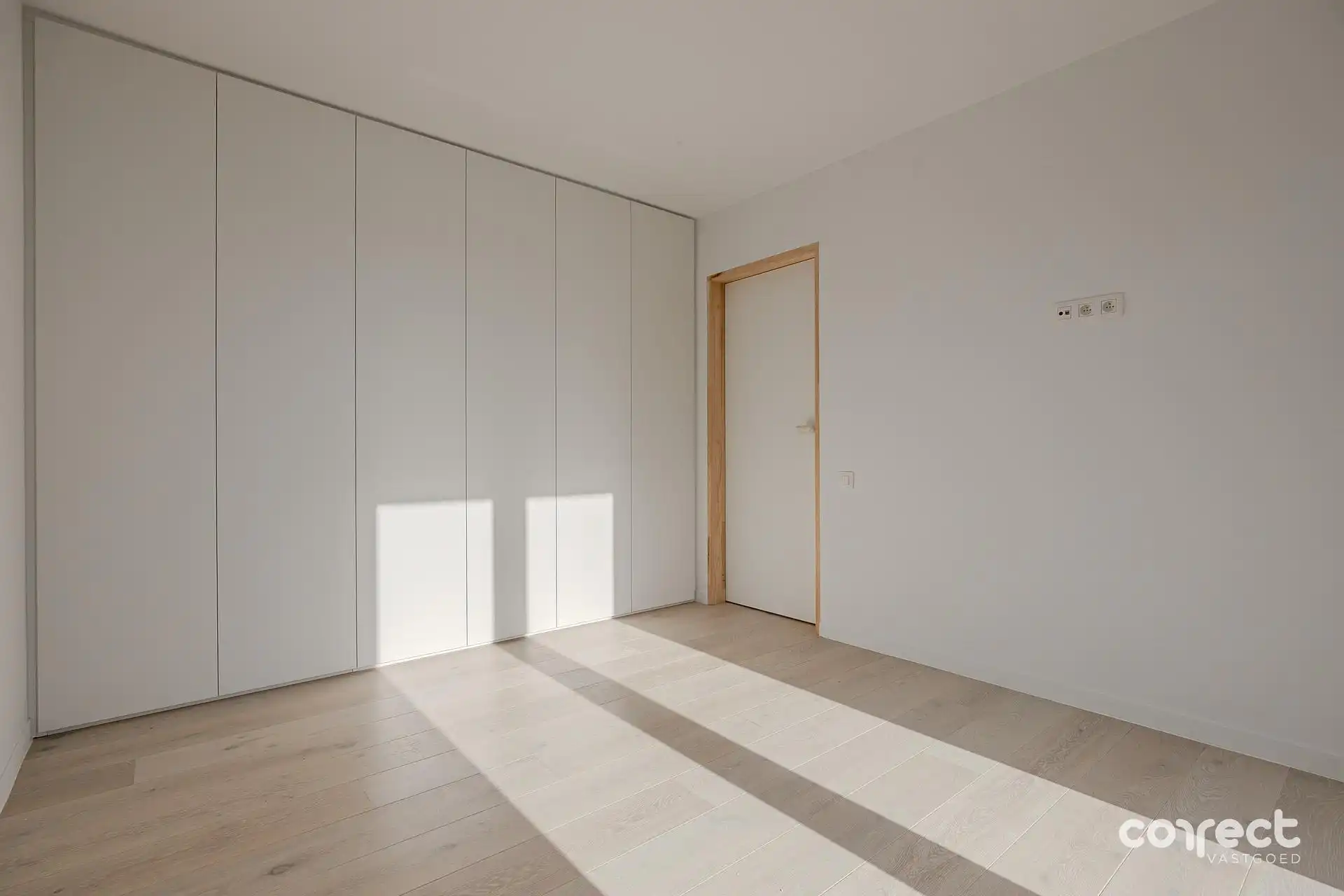 Uitzonderlijk penthouse op de rand van de Brugse binnenstad.  foto 8