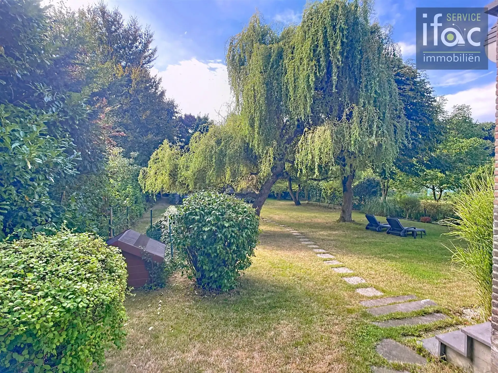 Fantastische villa met 3 slpk en bijbouw in tuin foto 37