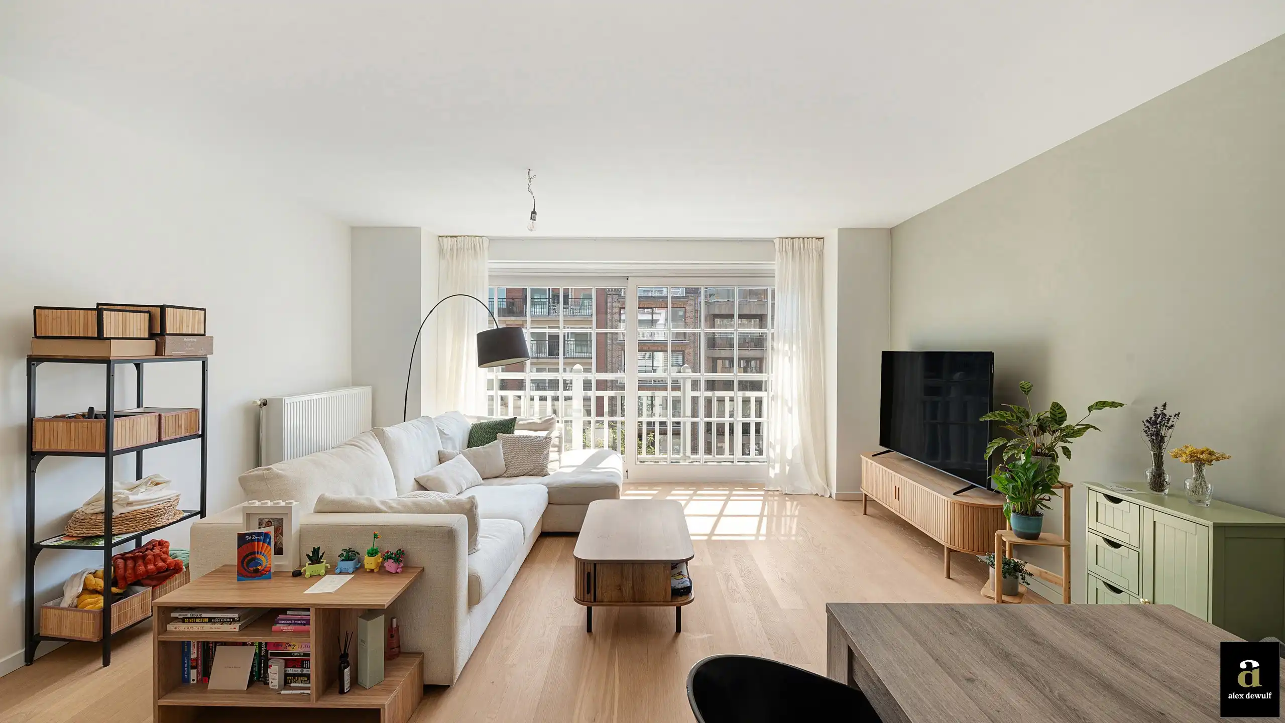 Centraal gelegen appartement in zeer goede staat [Lippenslaan]. foto 11