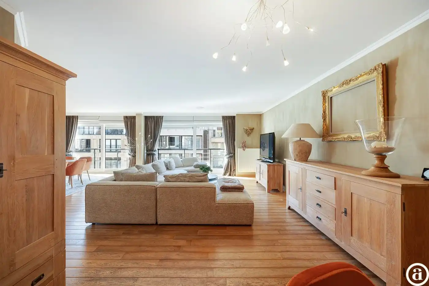 Ruim appartement van 152 m² in het centrum van Knokke foto 5
