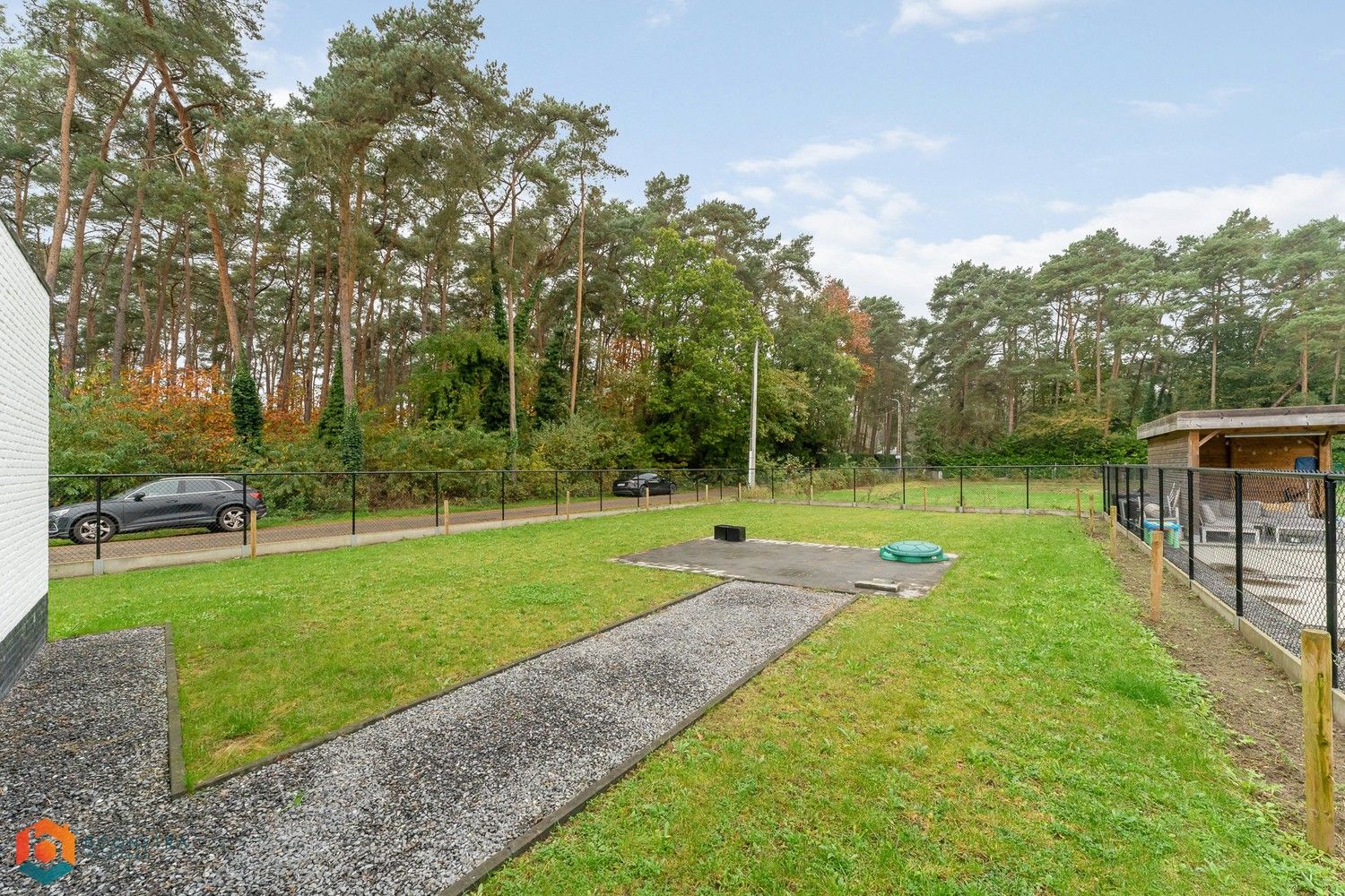Gerenoveerde woning met 3 slpkrs op 683m foto 18