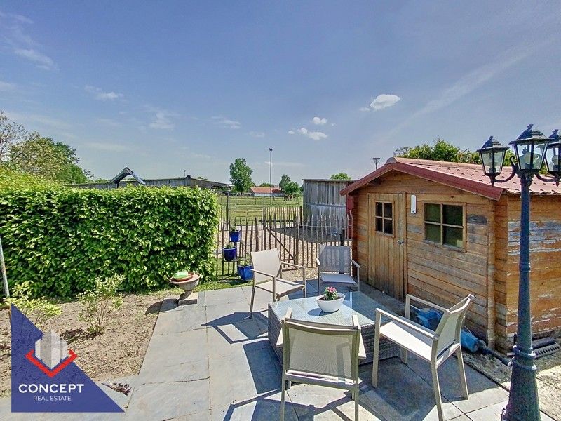 Instapklare woning met 3 slaapkamers met achterliggende paardenweides. foto 33