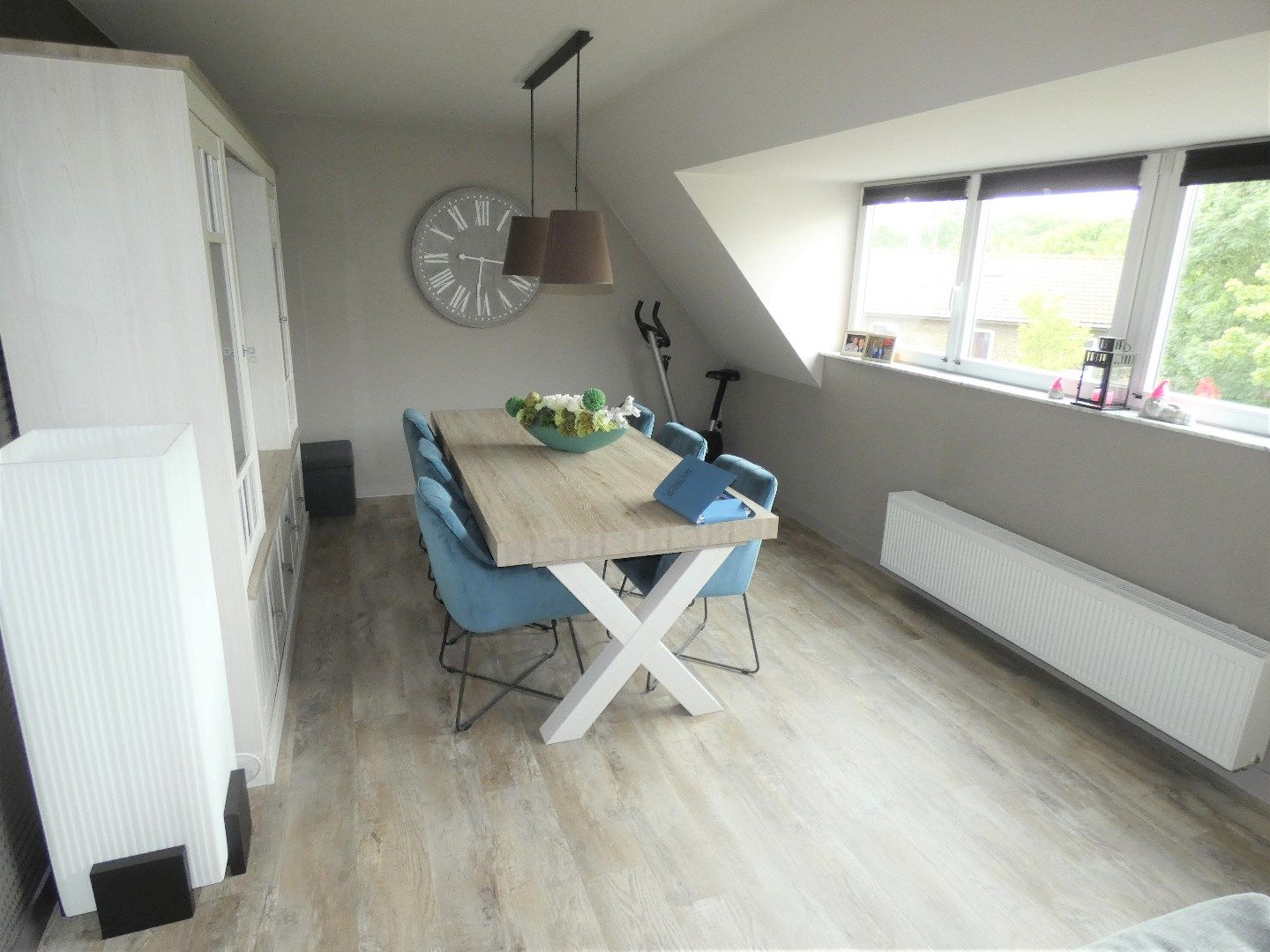 Appartement (104 m²) met 2 slpk, 2 terrassen en garage, Eernegem. foto 9