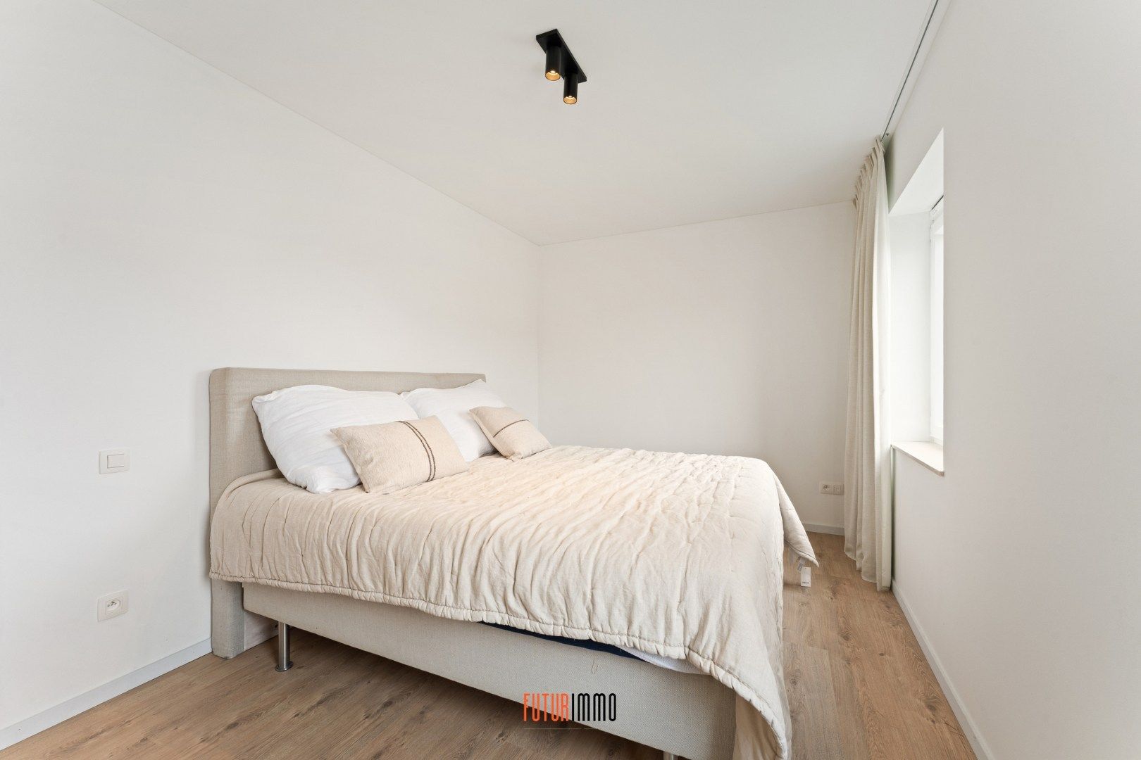 Nieuwbouwwoning met garage foto 8