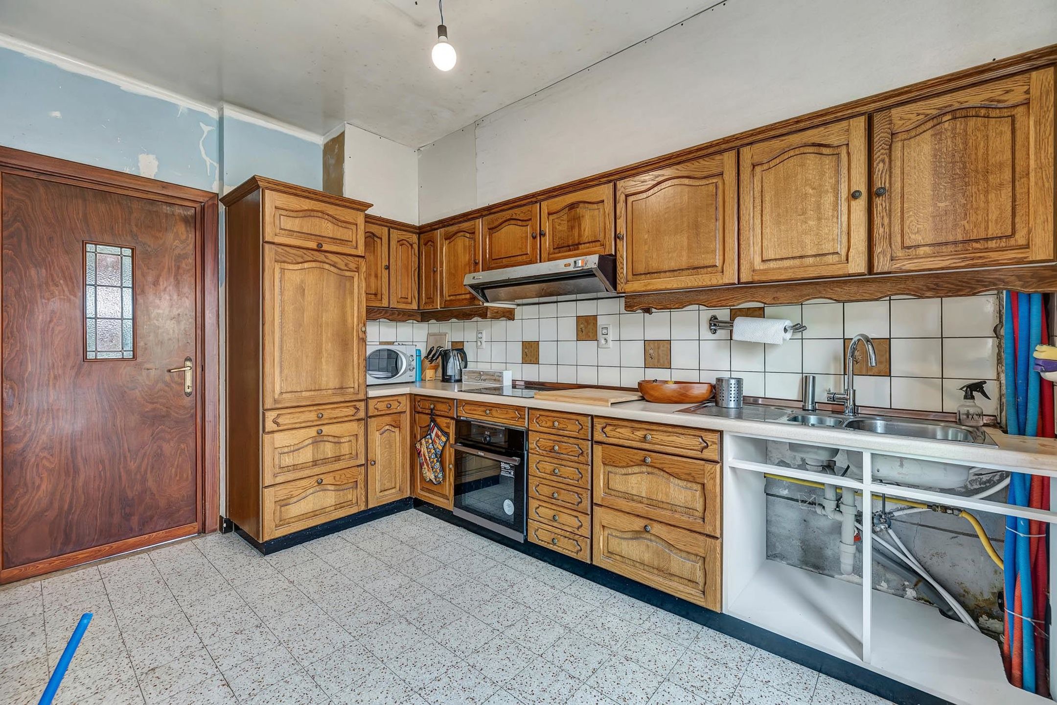 Verder af te werken woning nabij het centrum van Ninove foto 8