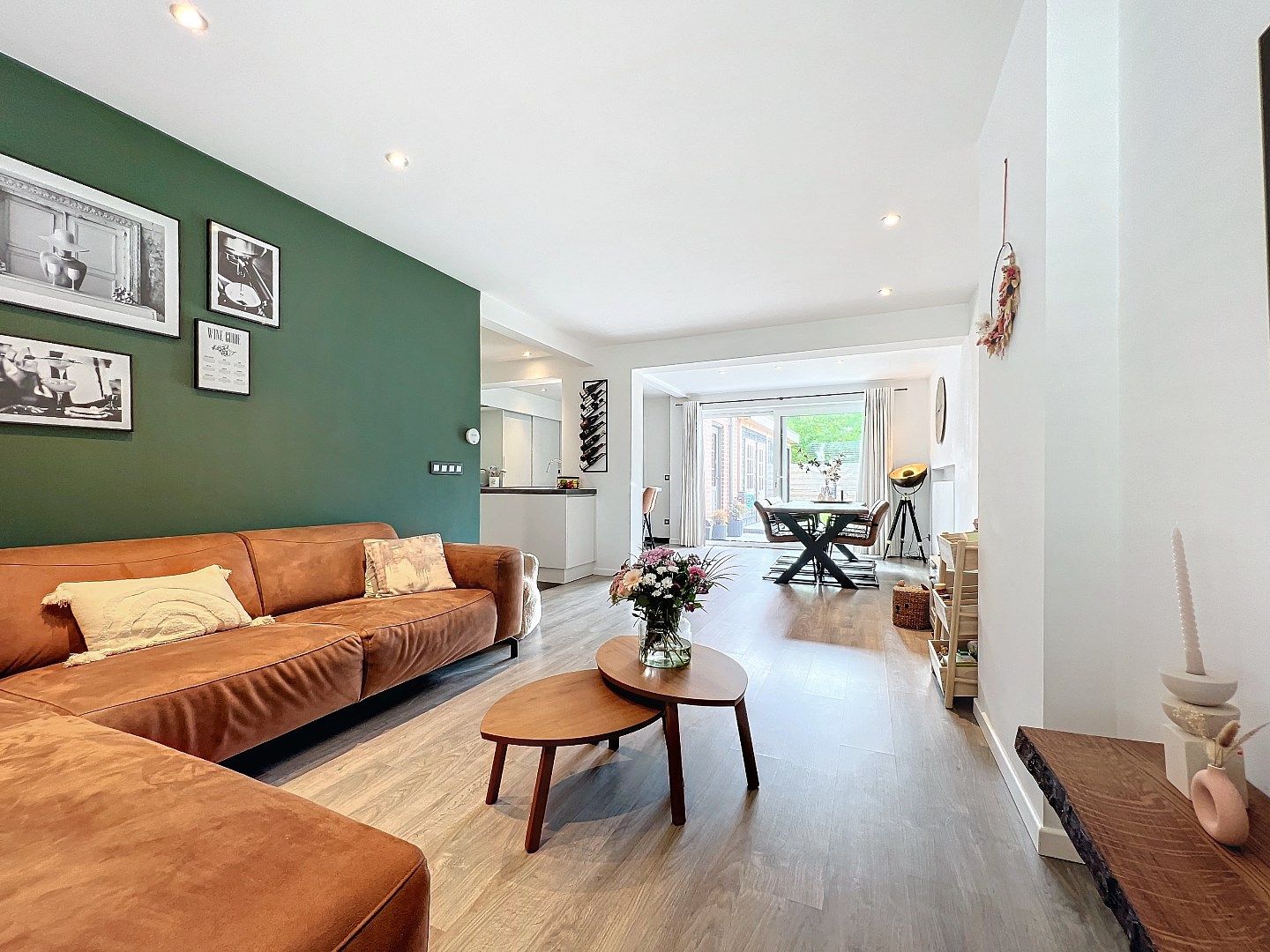 Smaakvol en verrassend ruim foto {{pictureIndex}}