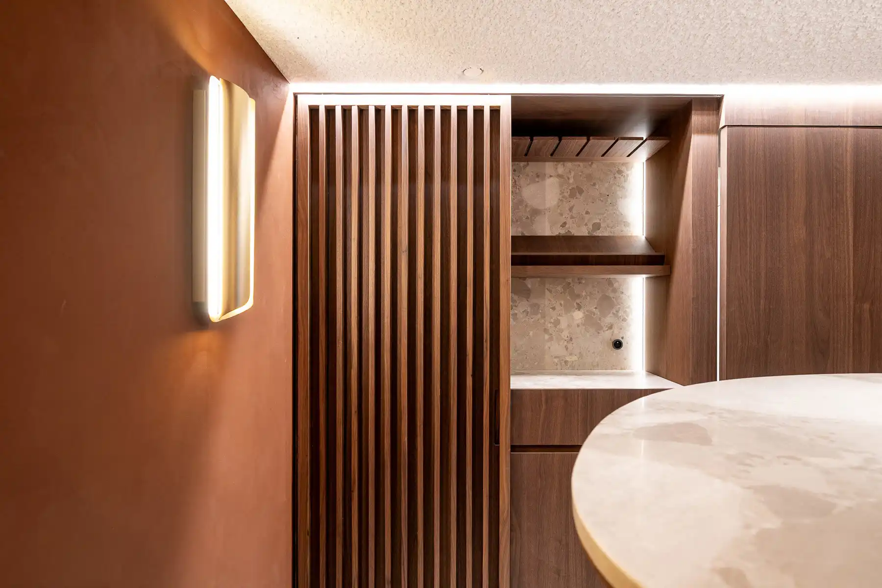 Exclusief: Stijlvolle renovatie op een toplocatie in Duinbergen foto 36