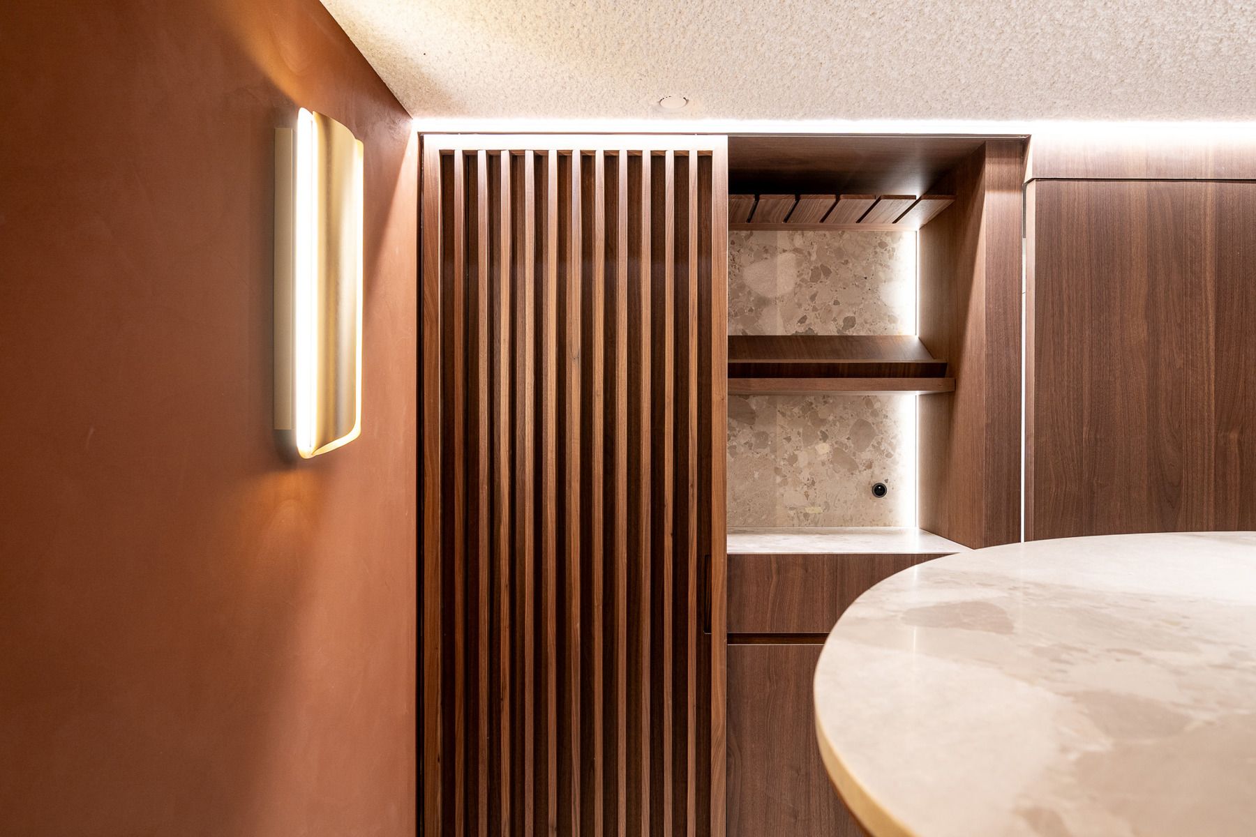 Exclusief: Stijlvolle renovatie op een toplocatie in Duinbergen foto 36