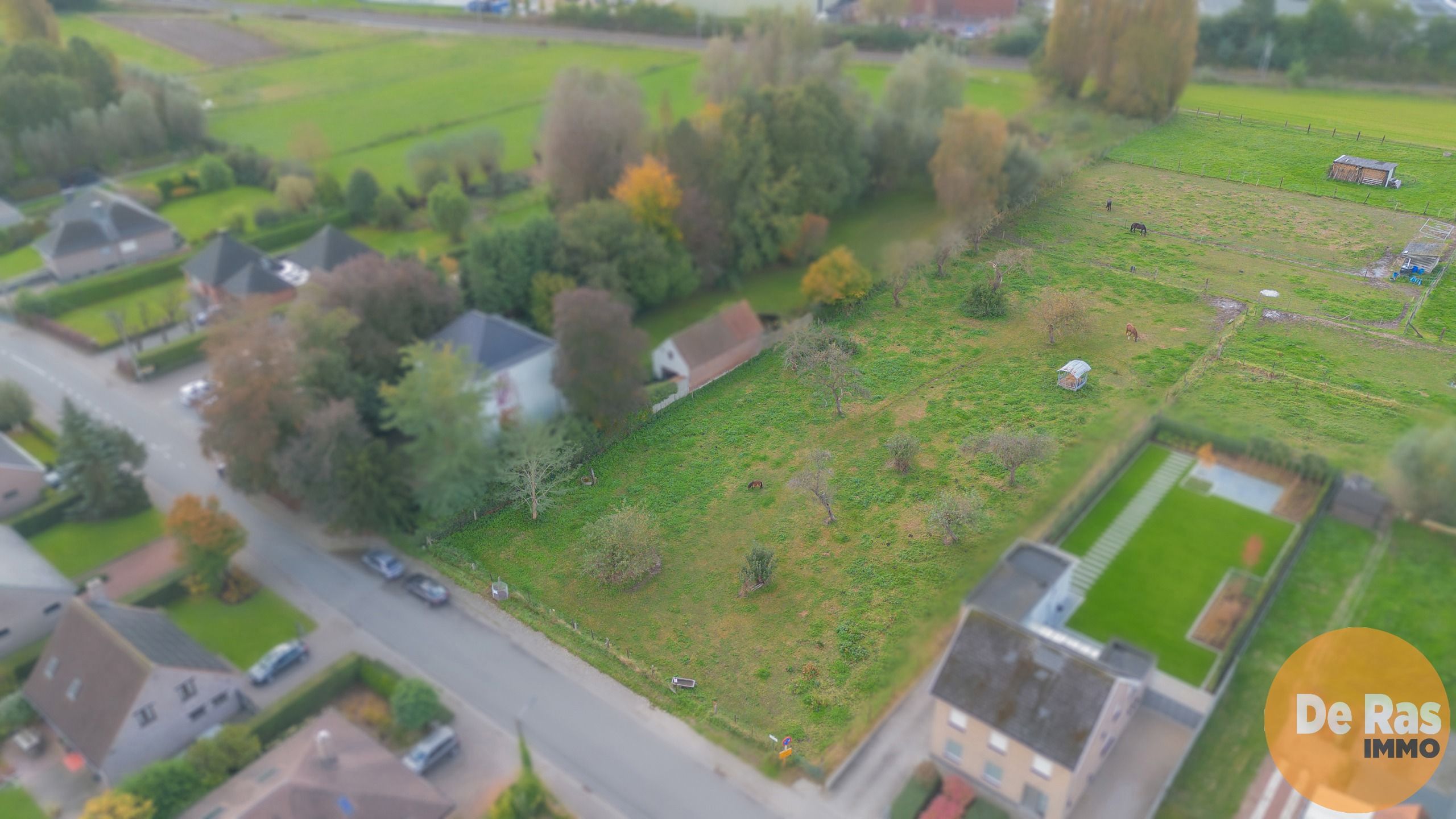 ERPE-MERE - Bouwgrond met achterliggende grond foto 3