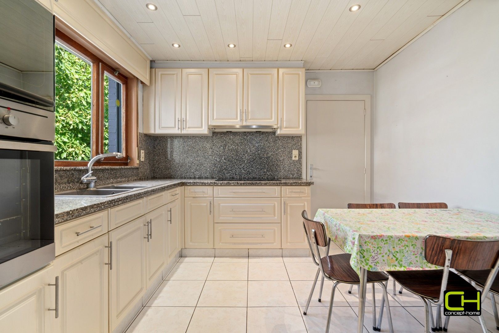 Bungalow met drie slaapkamers te koop in Evergem foto 13