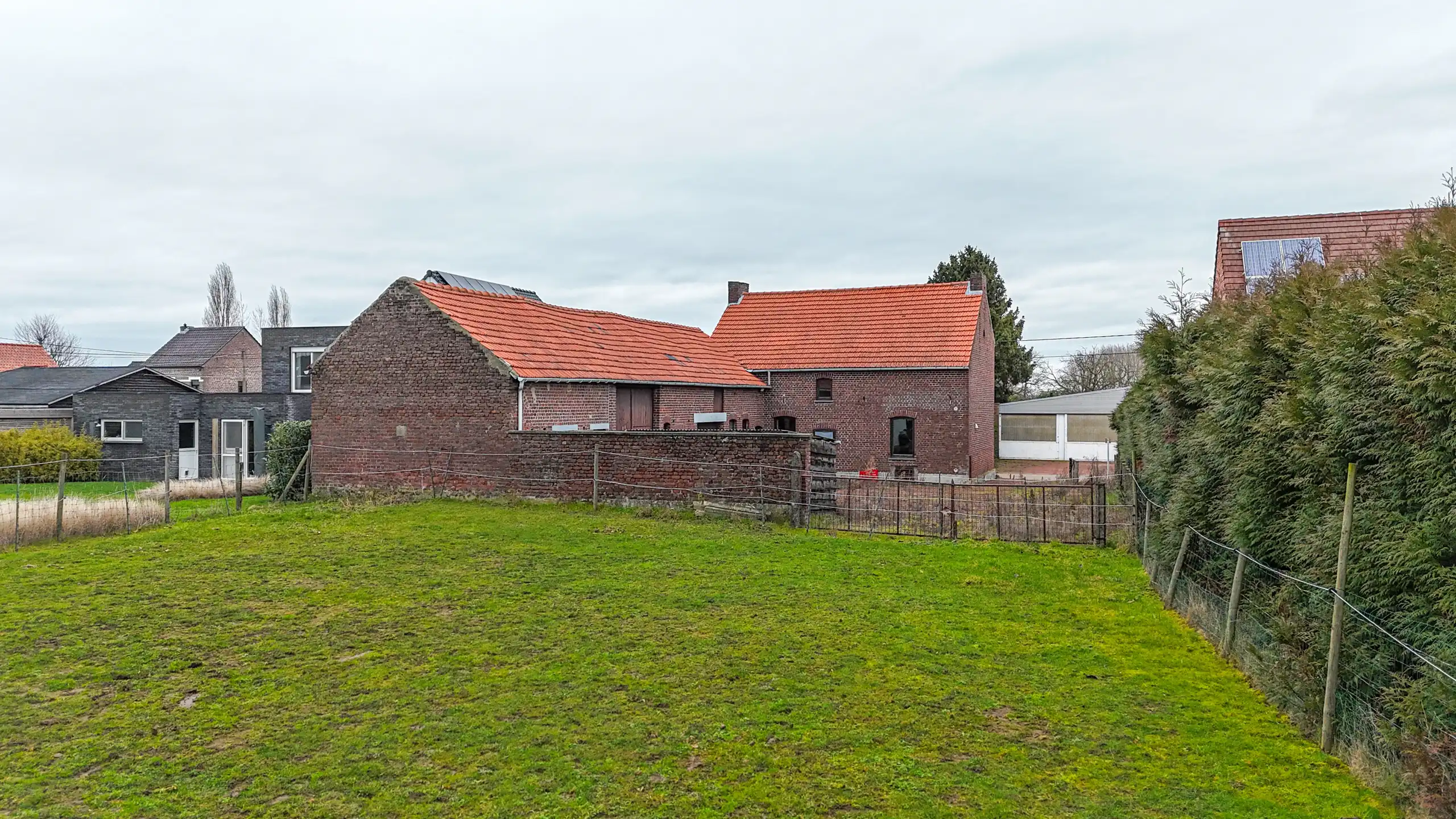 Landelijk gelegen te renoveren hoeve op ruim perceel! foto 32