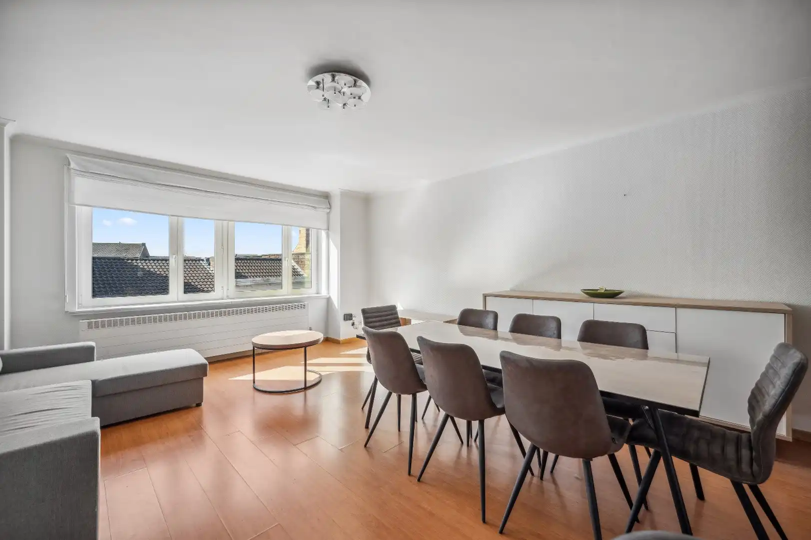 Centraal gelegen appartement met 2 slaapkamers, terras en kelder foto 7