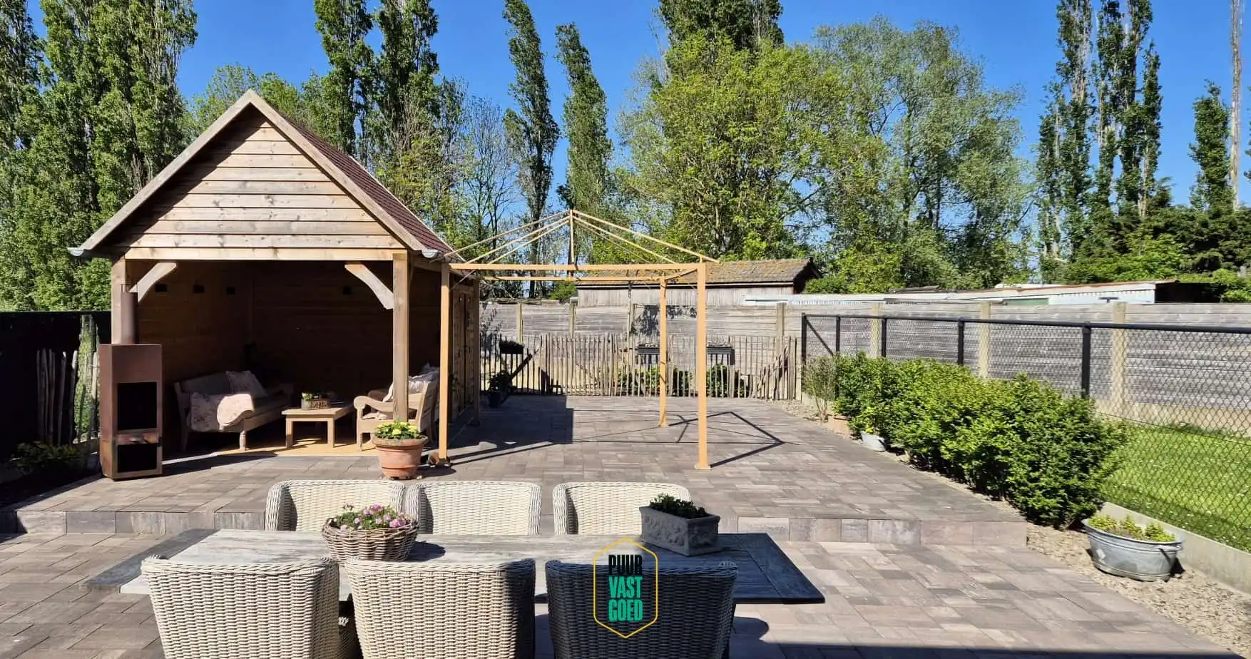 Recente, perfect afgewerkte, halfopen ruime Knokse Villa  foto 22
