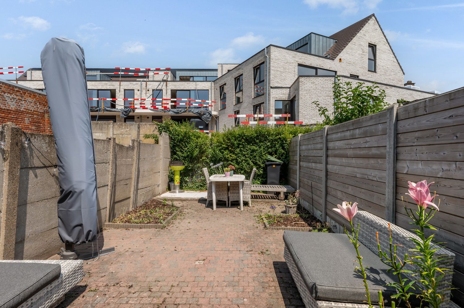 Rijwoning, 1 tot 2 slaapkamers, zolder, stadstuin. foto 16