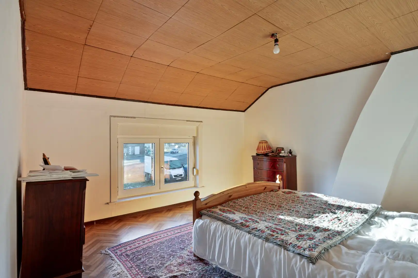 Te renoveren woning nabij het centrum van Mol ! foto 10