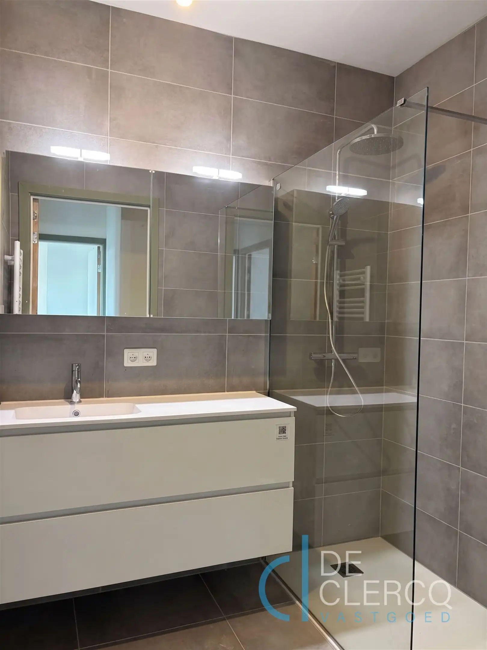 Nieuwbouw appartement met parking te huur Lochristi!  foto 7