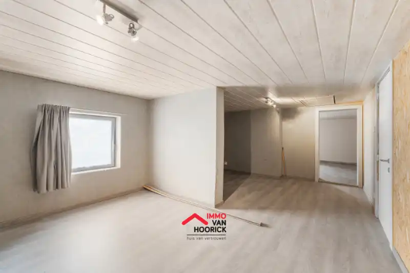 Woning met garage - 3 slpkmrs foto 12