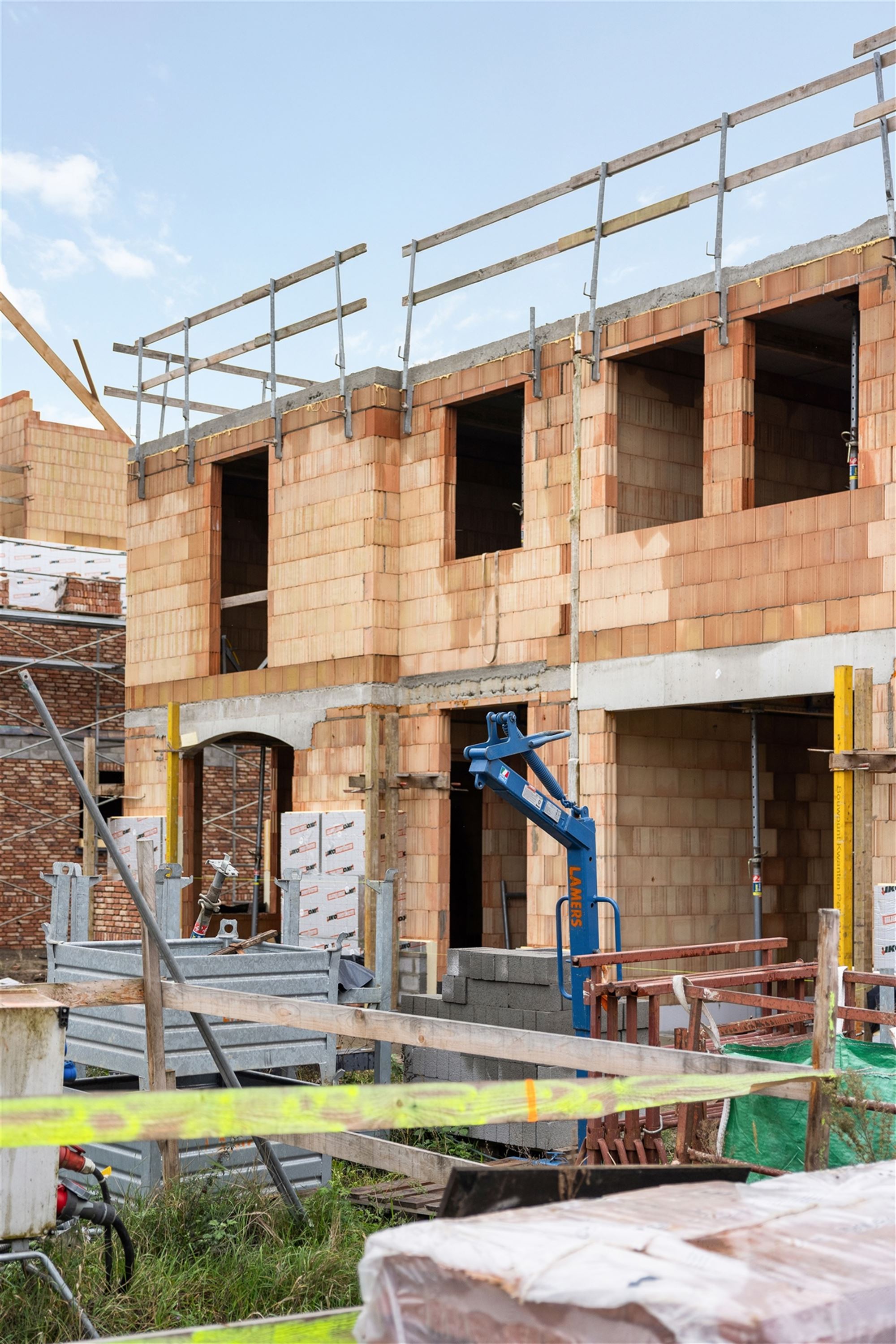 NIEUWBOUWWONING MET 3 SLAAPKAMERS UITERST CENTRAAL DOCH RUSTIG GELEGEN TE ZONHOVEN foto 5